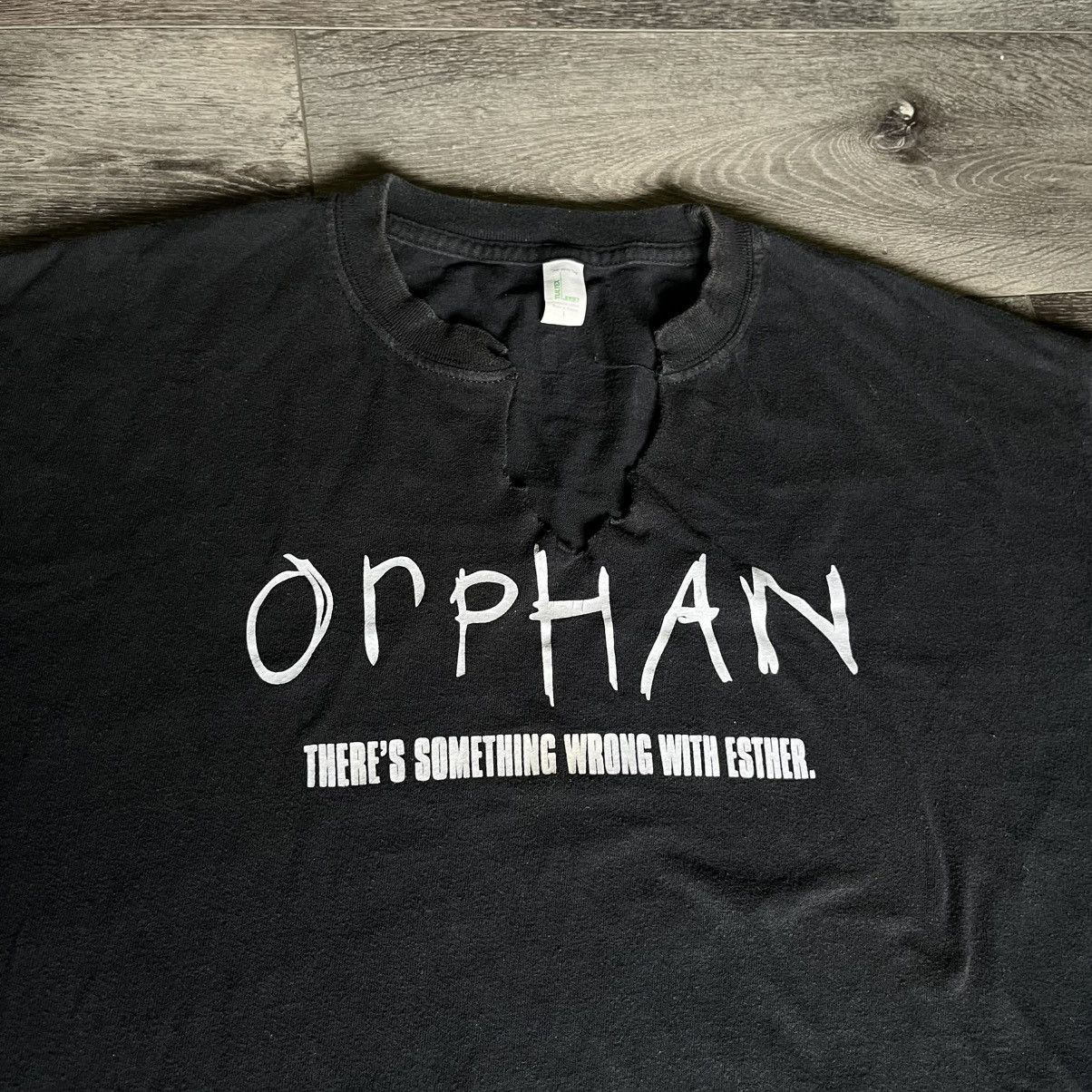 Vintage Vintage 2009 Orphan Horror Movie Promo Something Wrong Tee Size US L / EU 52-54 / 3 - 2 Thumbnail