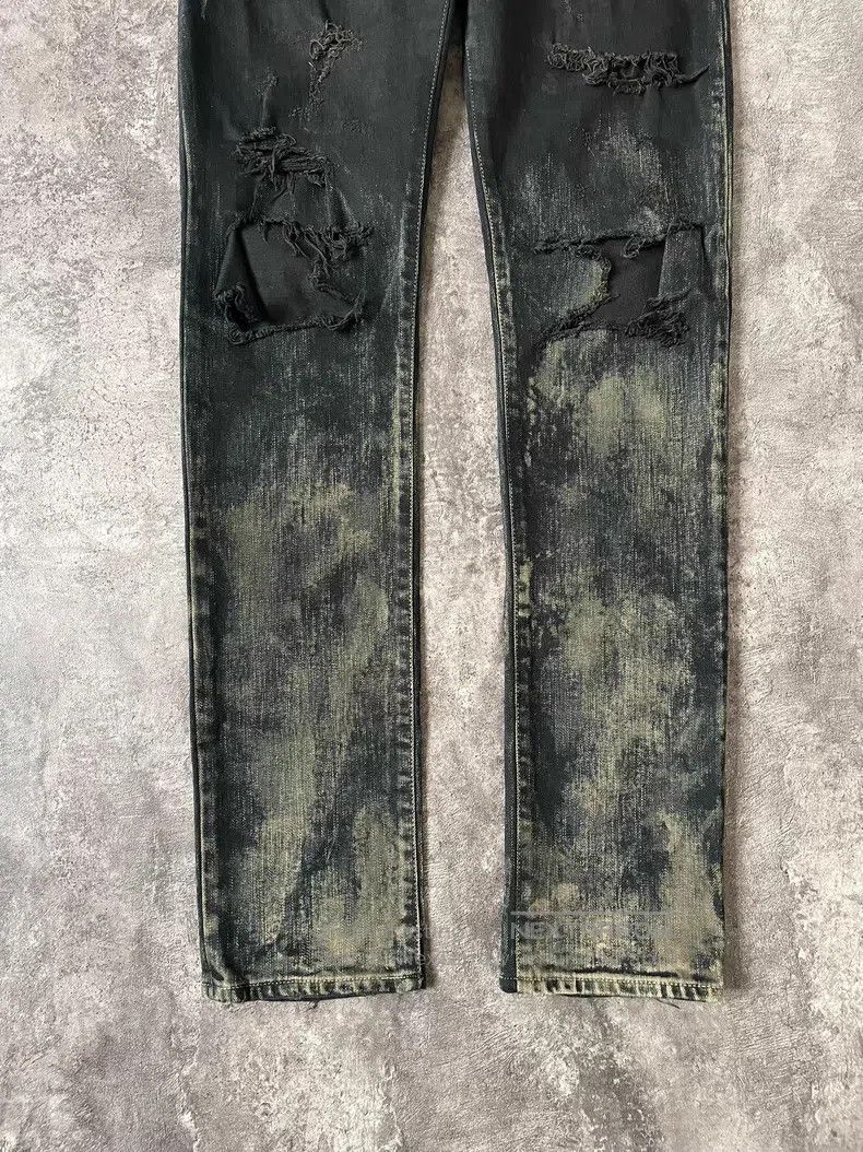 Saint Laurent Paris Saint Laurent Paris Oil-stained worn-out destroyed denim j Size US 32 / EU 48 - 3 Thumbnail