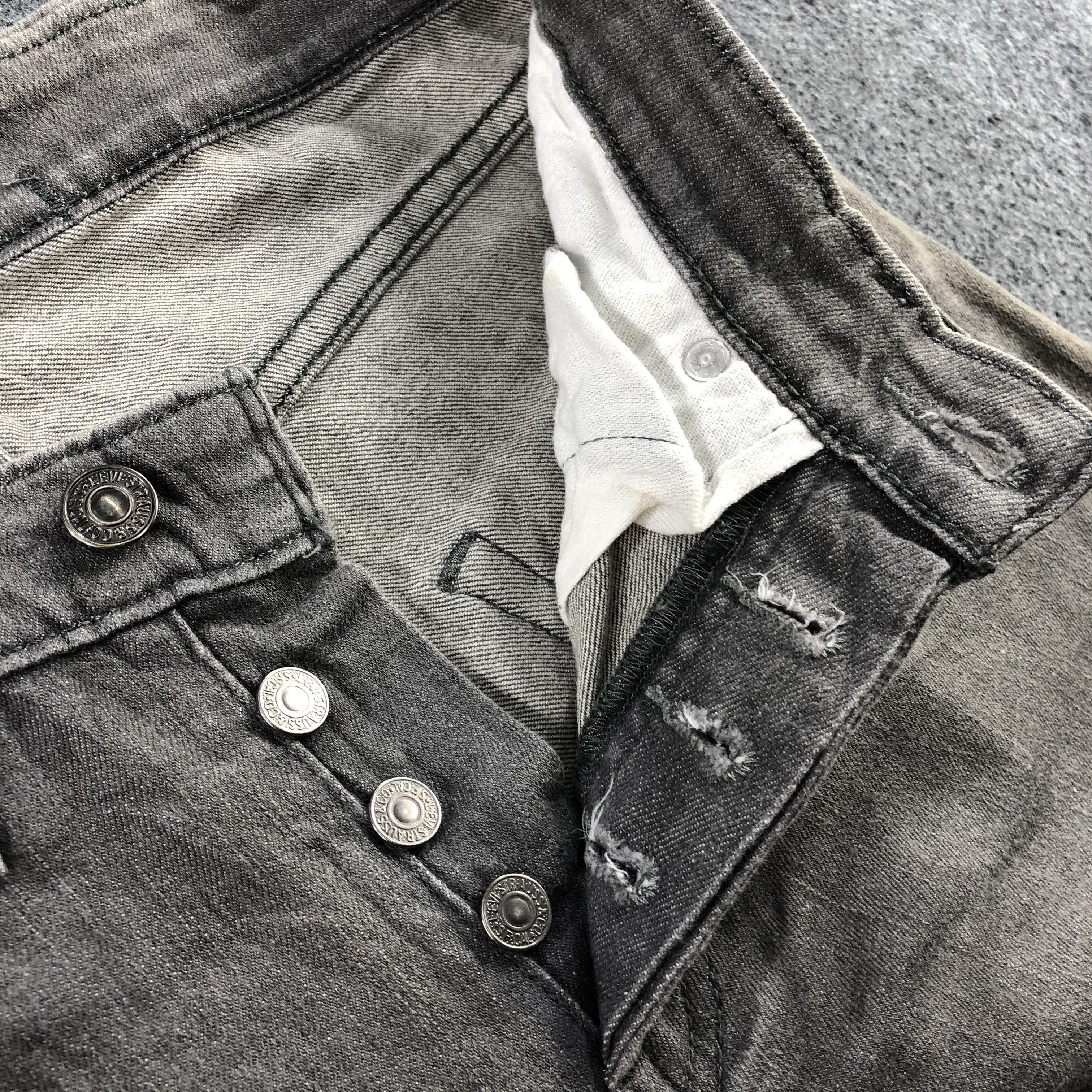 Levi's Vintage Levis 501 Jeans-J2273 Size US 29 - 7 Thumbnail