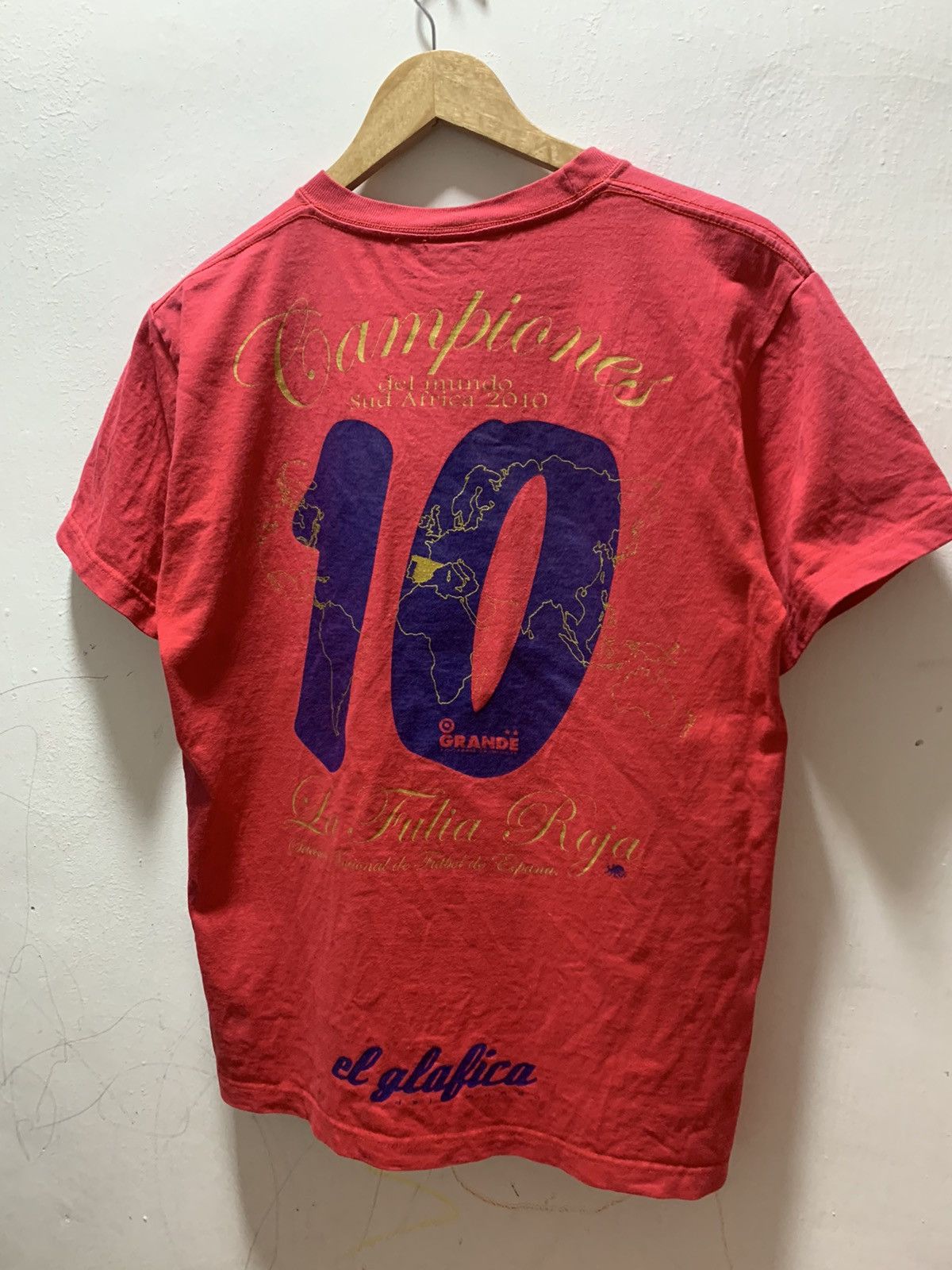 Other Spain Champion world cup 2010 Promo Tee M Size US M / EU 48-50 / 2 - 11 Thumbnail