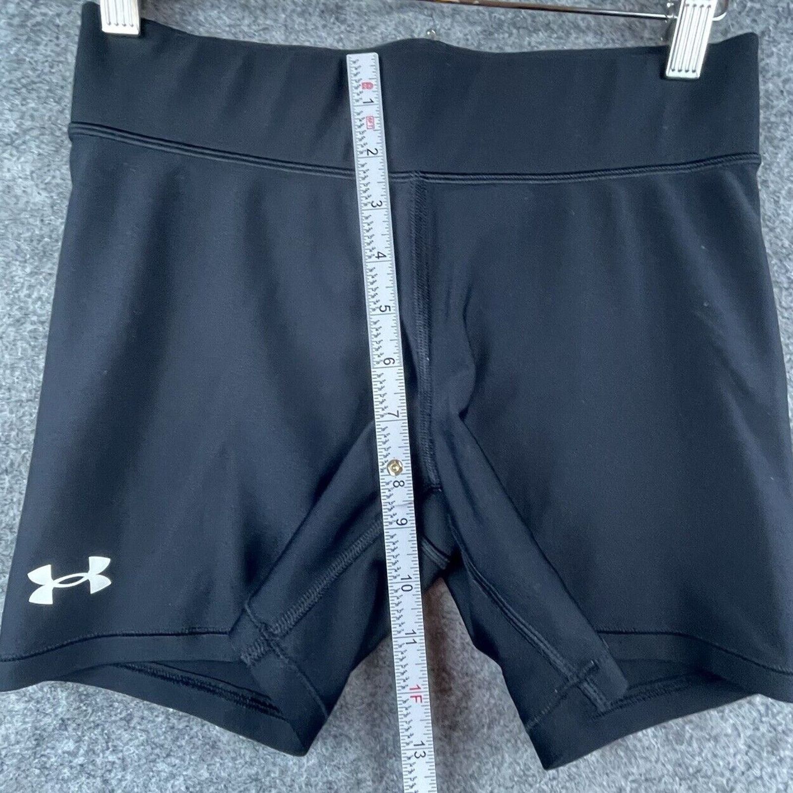 Under Armour Under Armour Shorts Womens Small Black Athletic Sporty Run Size 26" / US 2 / IT 38 - 4 Thumbnail