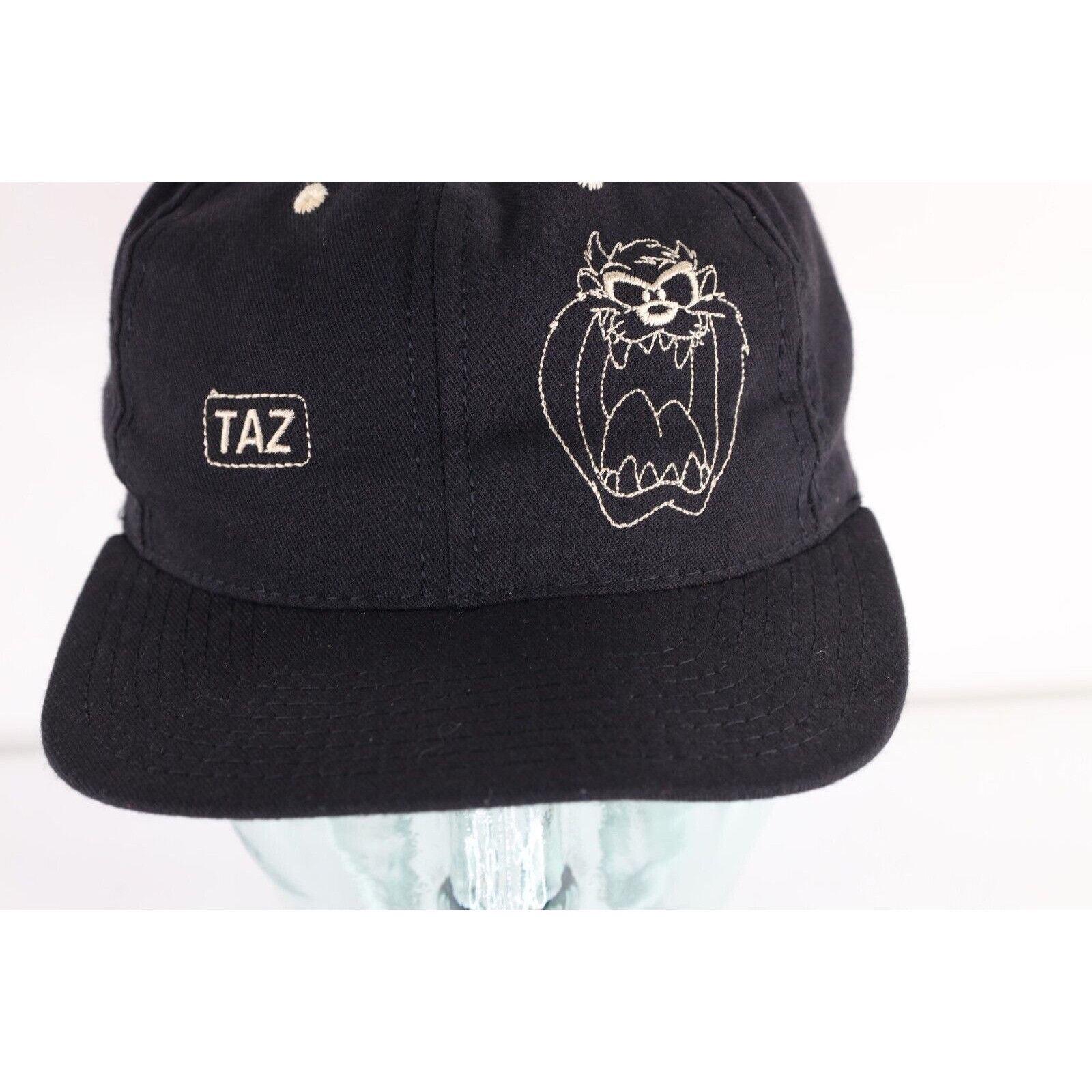 Vintage Vintage 90s Looney Tunes Taz Tazmanian Devil Box Logo Hat Size ONE SIZE - 2 Thumbnail