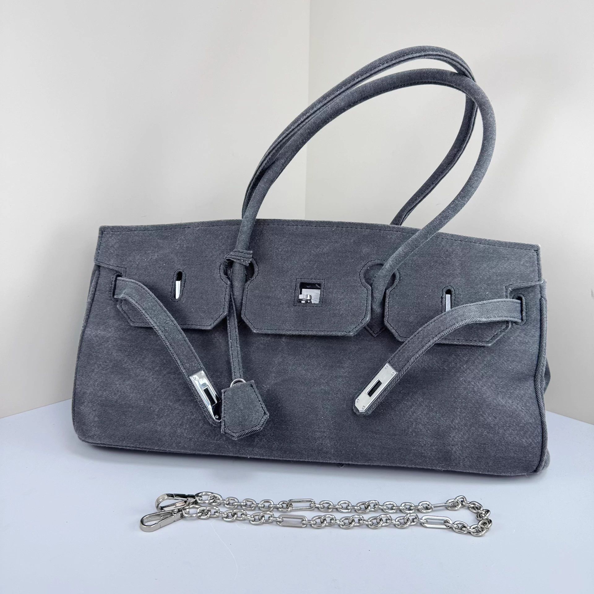 Other Margin goods Black Gray shoulderbag One Size NWT Size ONE SIZE - 1 Thumbnail