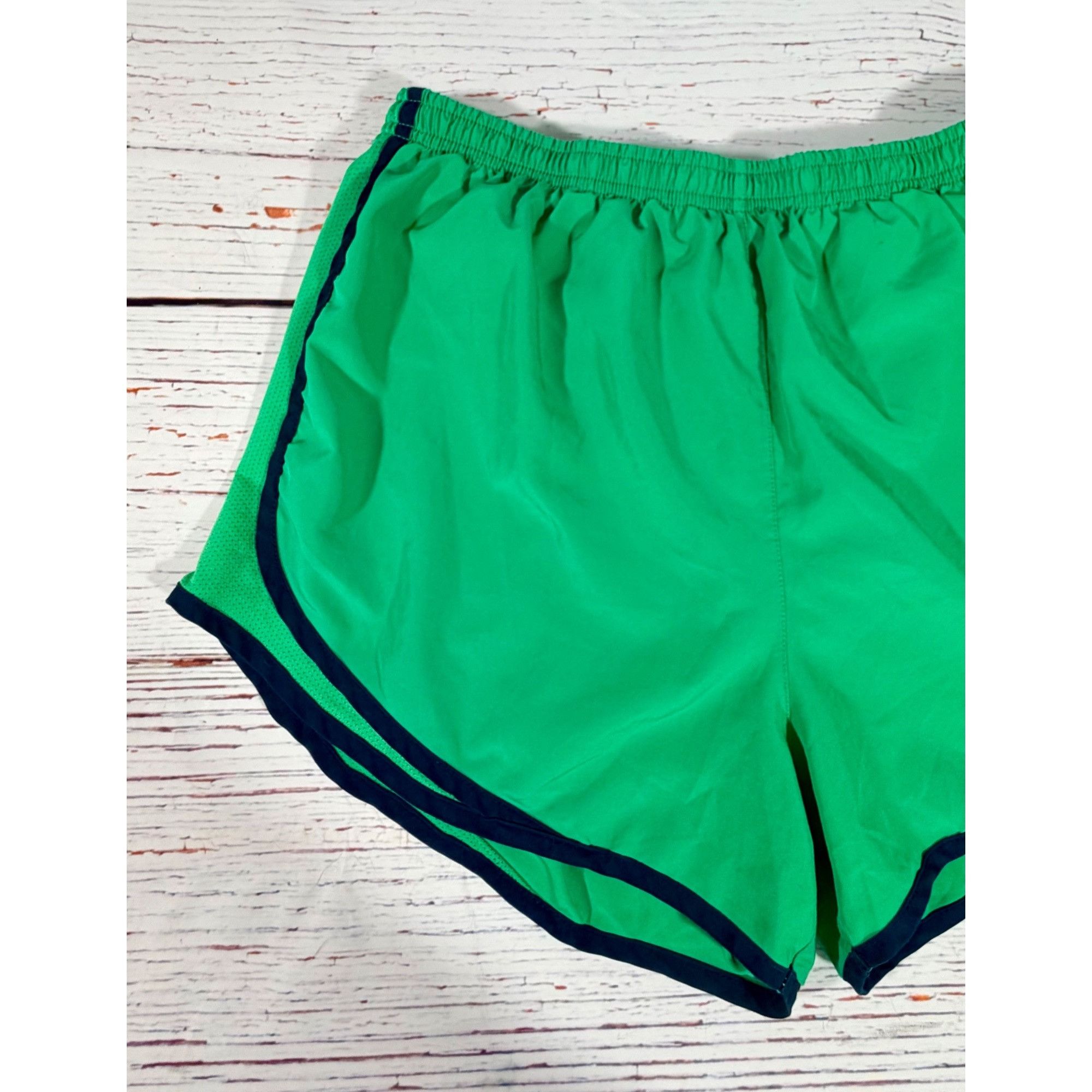 Nike Nike Dri-Fit Womens Green Running Shorts NavyBlue Trim Size Size 27" / US 4 / IT 40 - 5 Thumbnail