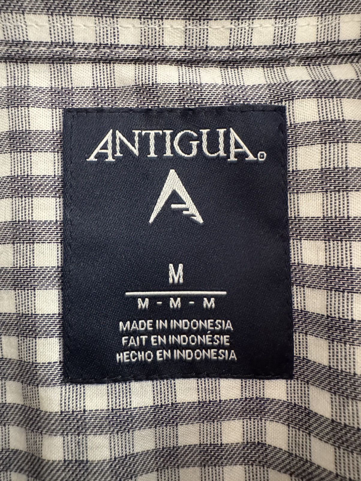 Vintage Vintage Antigua Yankees Button-Up Shirt Size US M / EU 48-50 / 2 - 4 Thumbnail