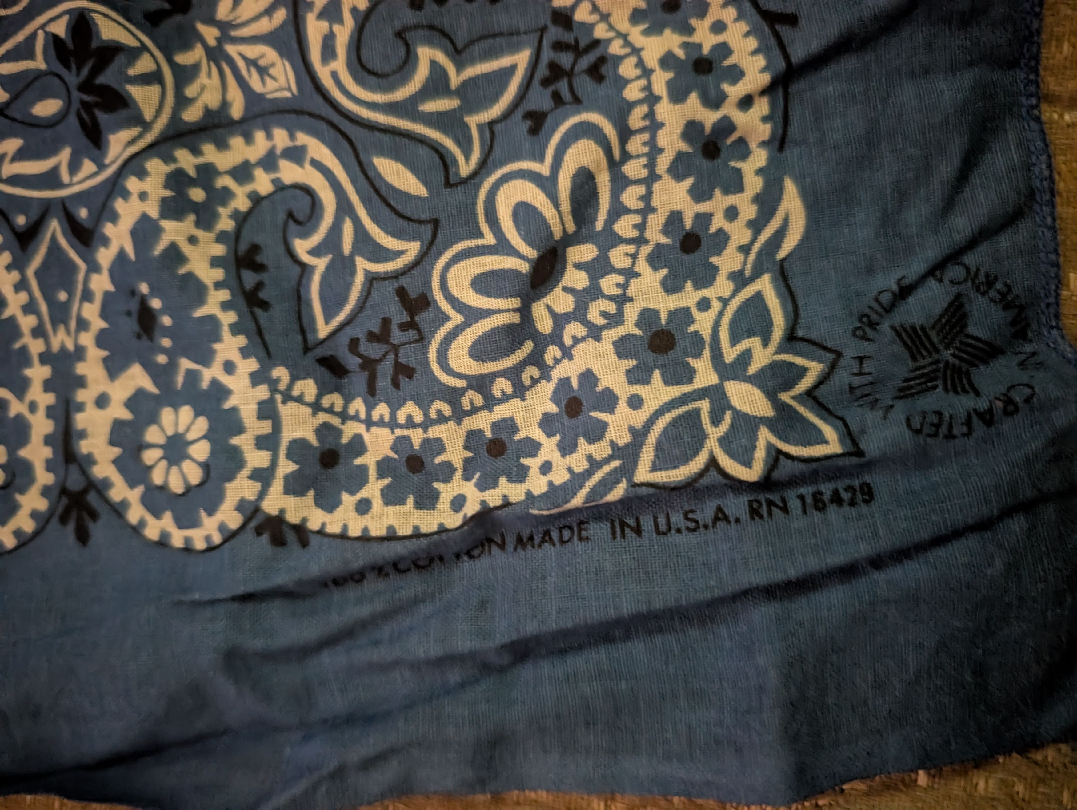 Vintage Vintage Tupac Blue Paisley Made In Usa Bandana Size ONE SIZE - 5 Thumbnail