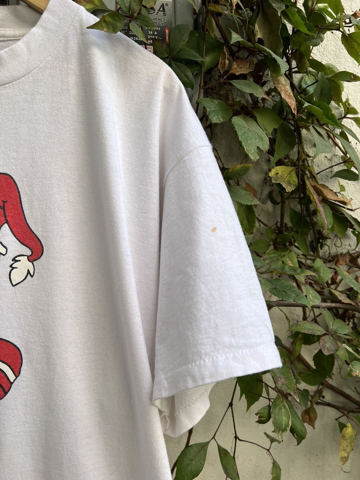 Vintage 90s Donald Duck Bah Humbug Single Stitch Mickey Mouse Tee Size US L / EU 52-54 / 3 - 2 Thumbnail