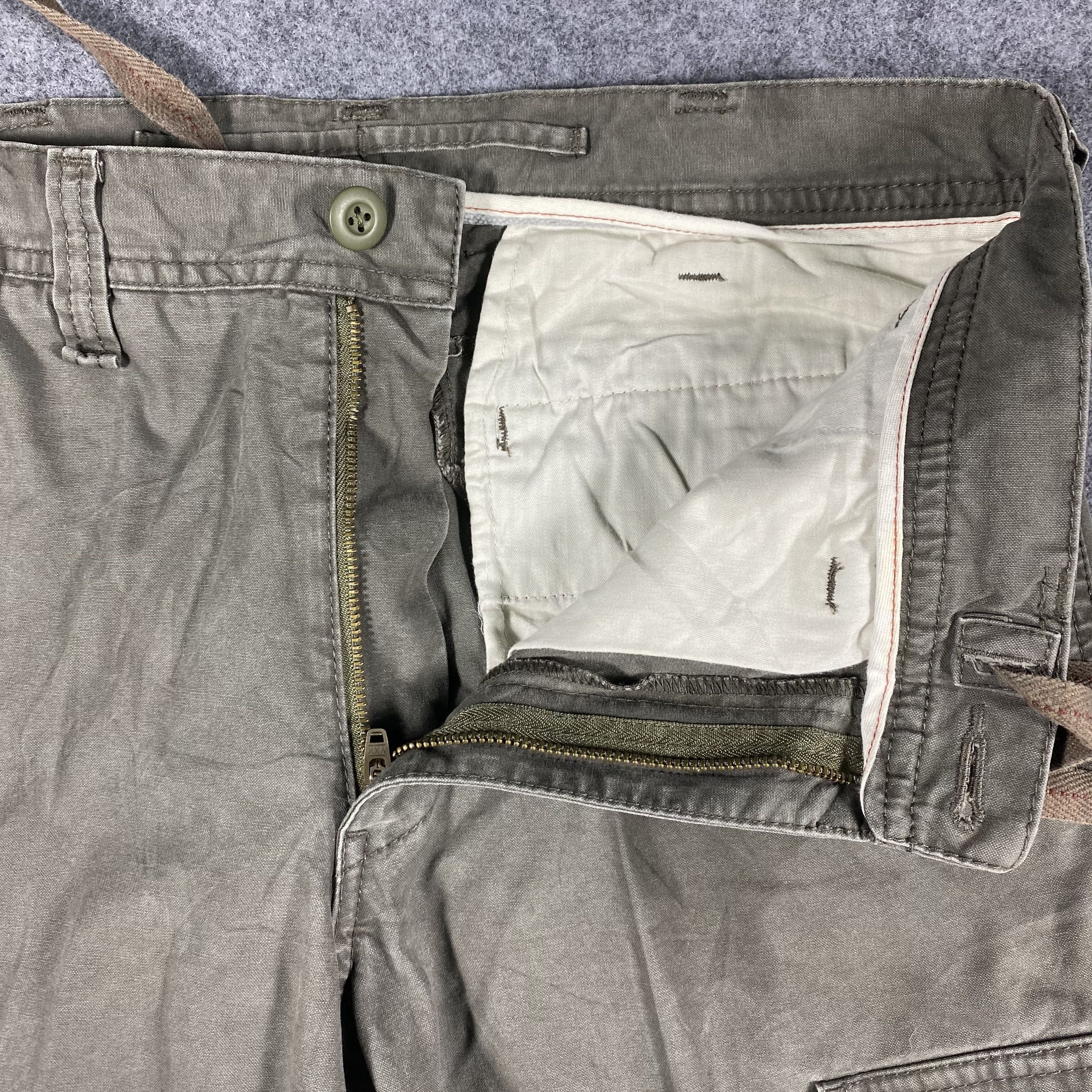 Japanese Brand Japanese Brand Uniqlo Multipocket Tactical Cargo Pants Size US 30 / EU 46 - 6 Thumbnail