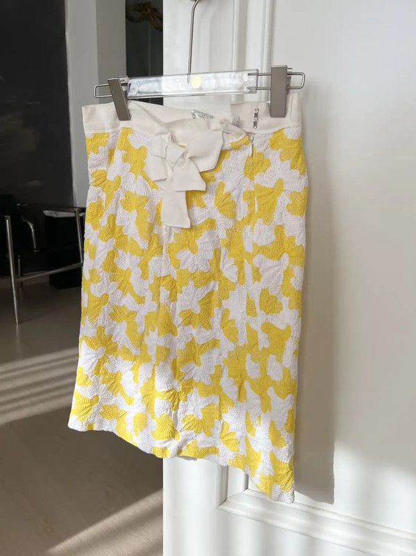 Lanvin Lanvin Yellow Floral Half Skirt 0089 Size 23" - 1 Thumbnail