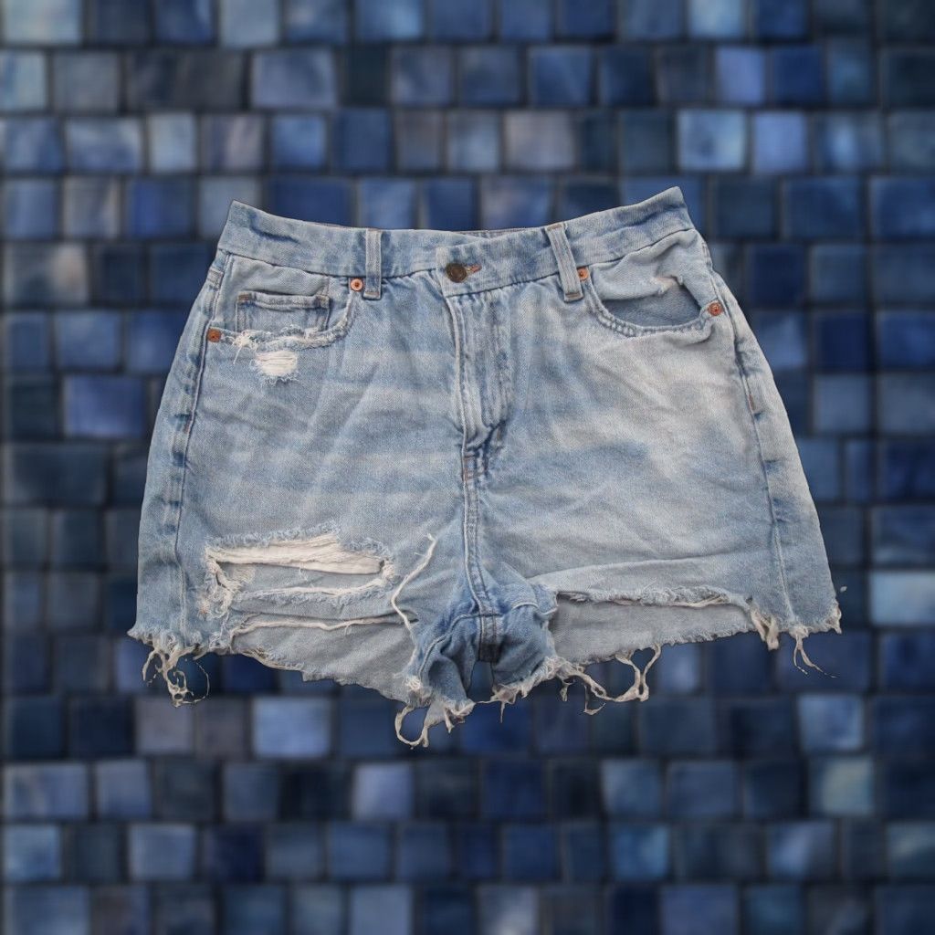American Eagle Outfitters American Eagle Outfitters Curvy Mom Jean Shorts Distressed Cut Offs Size 10 Stretch Blue Denim 5-Pocket Womens Shorts Casual Size 32" / US 10 / IT 46 - 1 Thumbnail