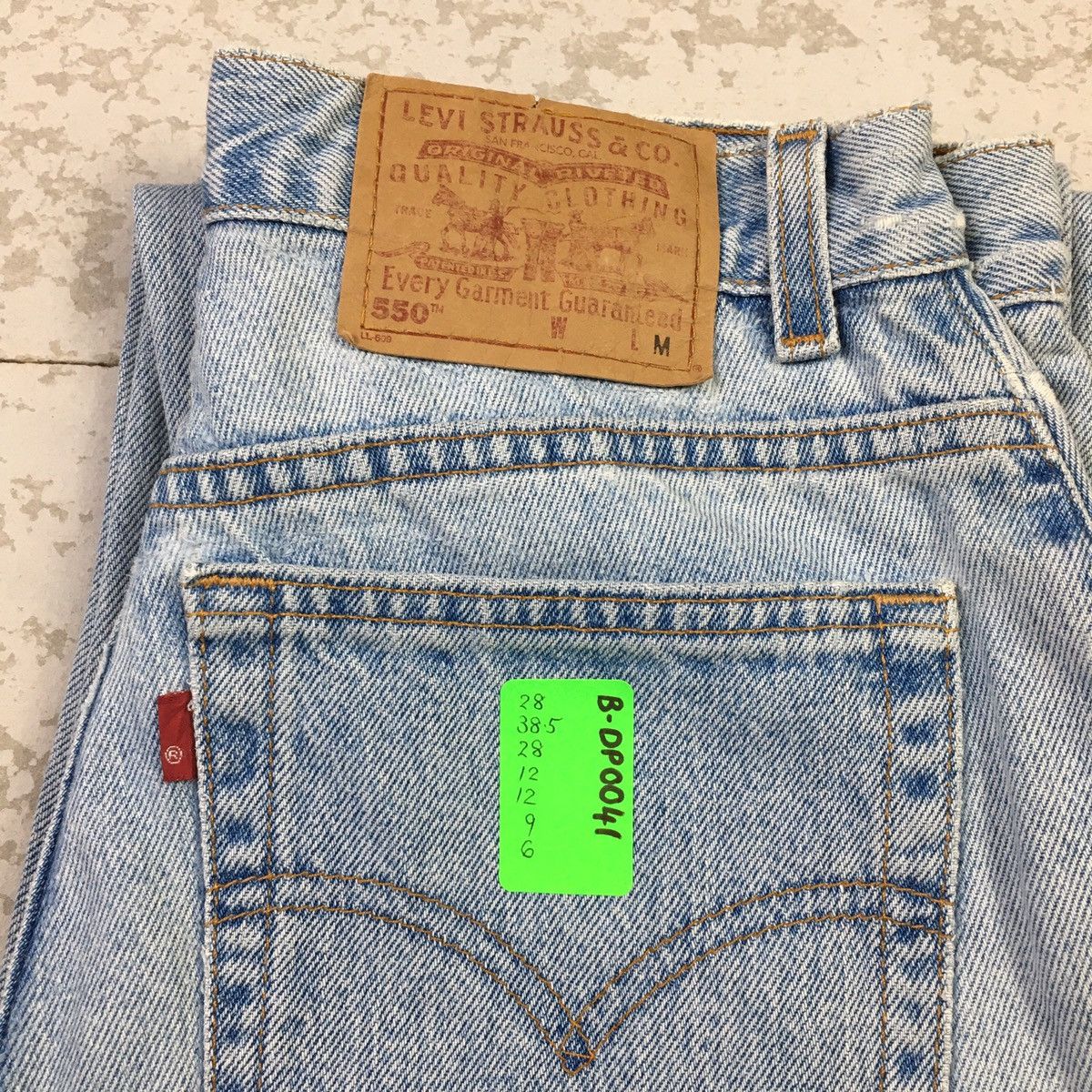Levi's × Levi's Vintage Clothing × Vintage Crazy Vintage Levis 550 Relaxed Fit Tapered Leg Jeans Size US 28 / EU 44 - 10 Thumbnail