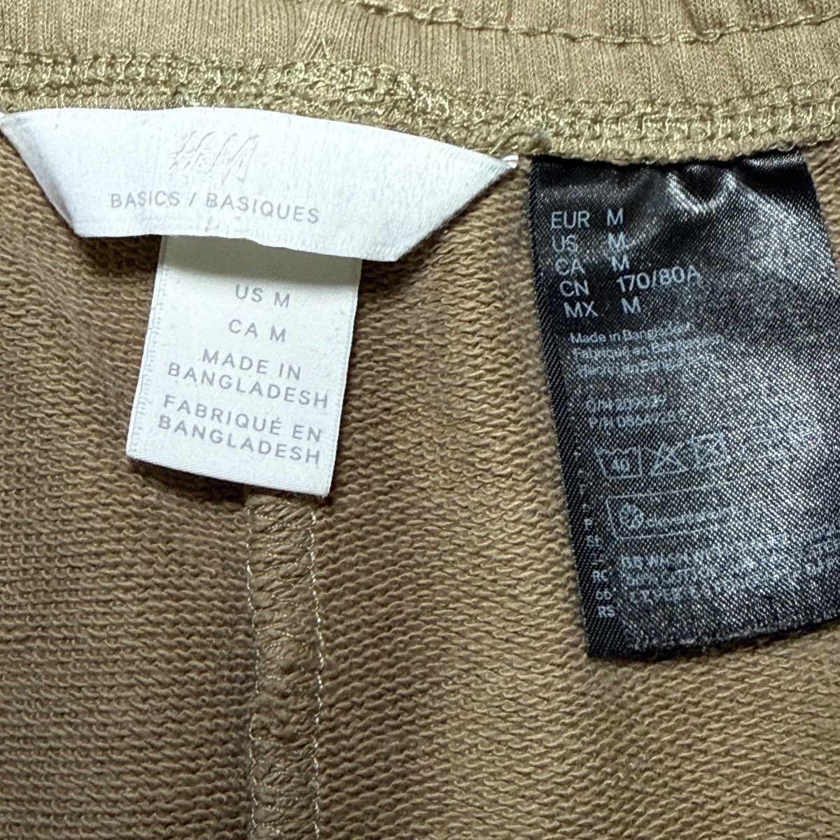 H&M H&M Khaki Green French Terry Shorts Size US 32 / EU 48 - 3 Thumbnail