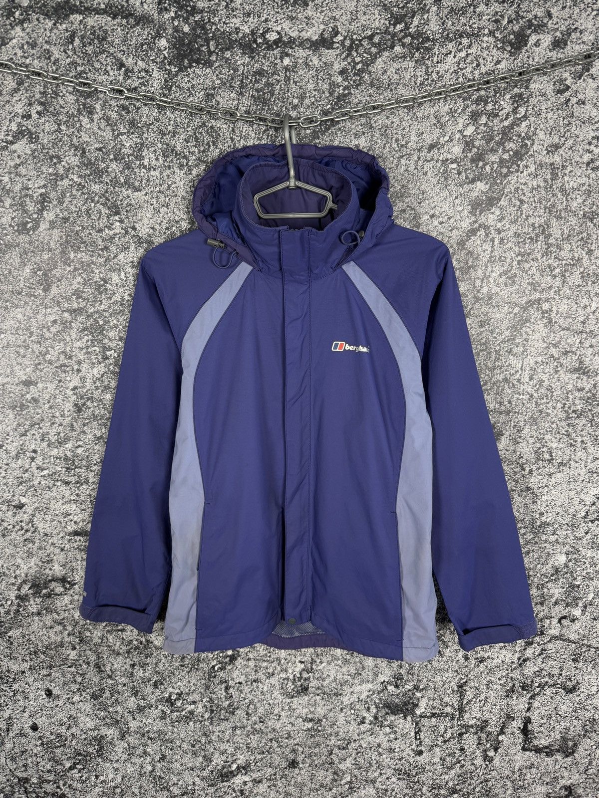Berghaus Berghaus AQ2 Nylon Jacket Outdoor Waterproof Windbreaker Size S / US 4 / IT 40 - 1 Thumbnail