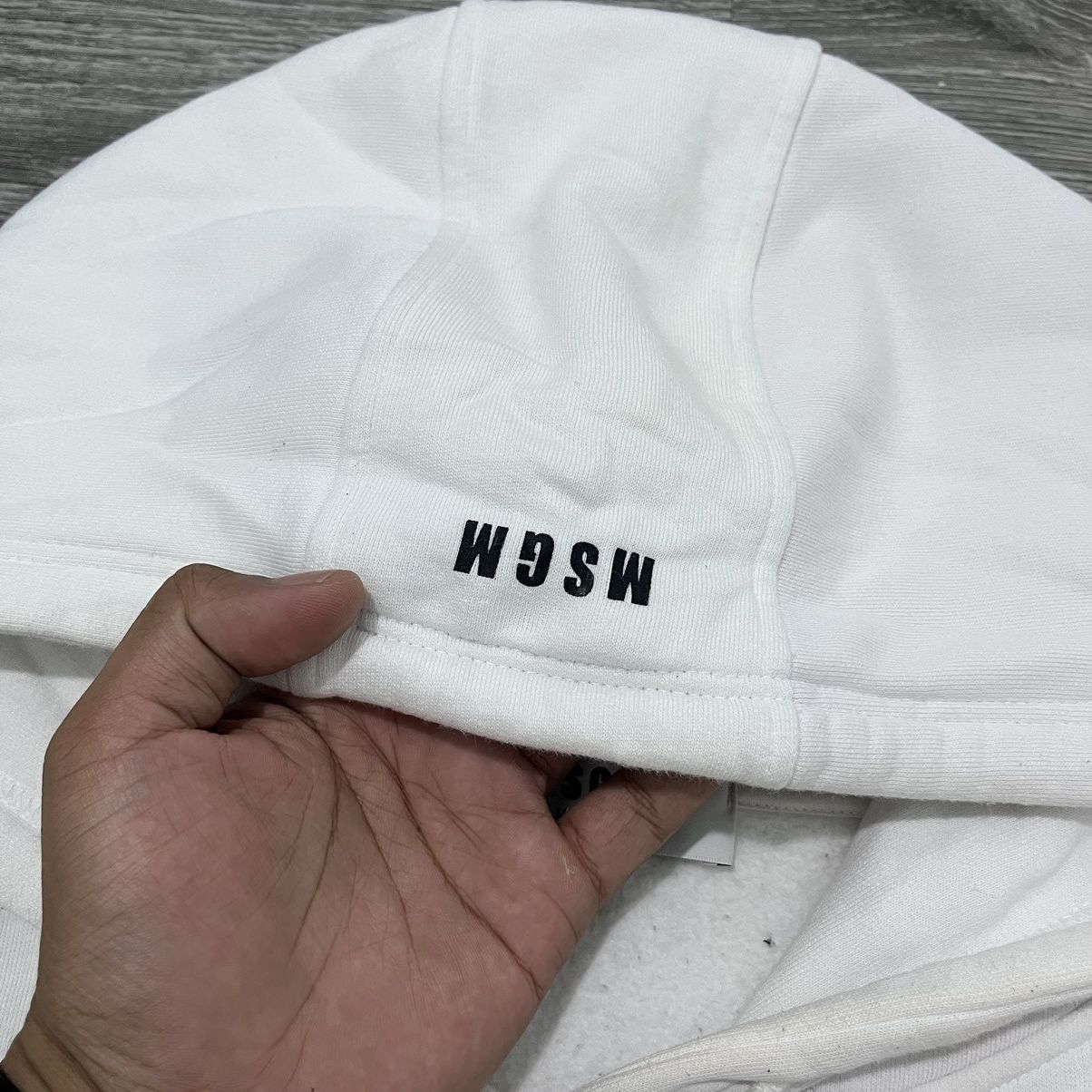 Designer MSGM Arrow Down The Side Hoodie Size US XL / EU 56 / 4 - 6 Thumbnail