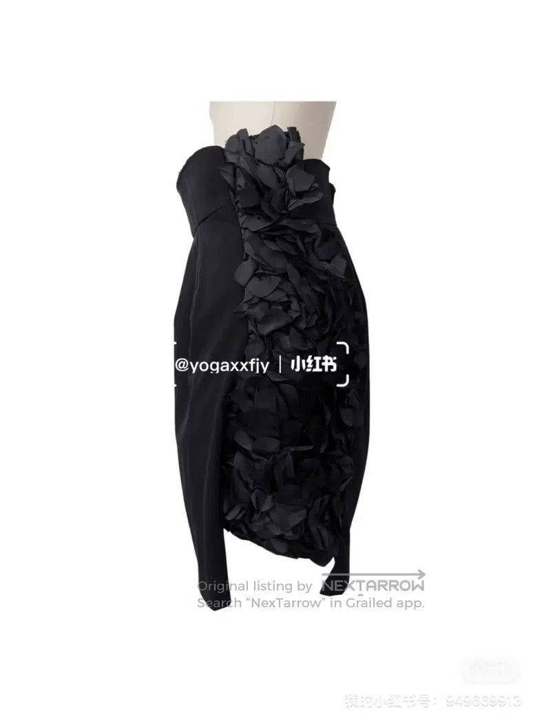 Comme des Garcons Comme Des Garcons size S Black Rose Decorated Skirt Size 22" - 7 Thumbnail