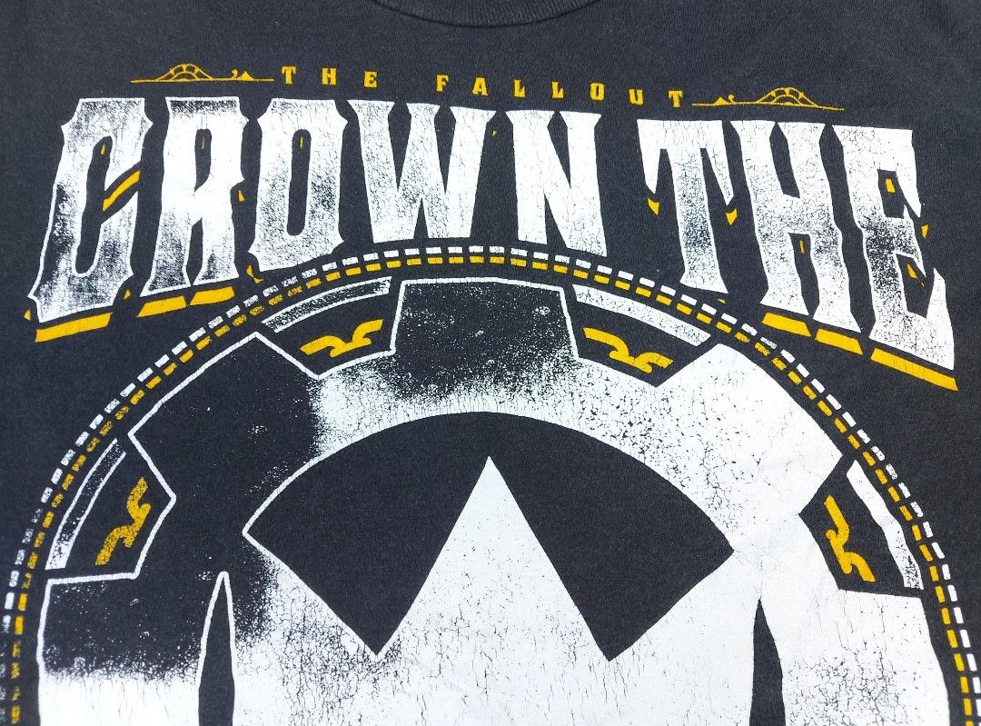 Band Tees 2012 Crown The Empire Band Logo The Fallout TEE Size US M / EU 48-50 / 2 - 3 Thumbnail