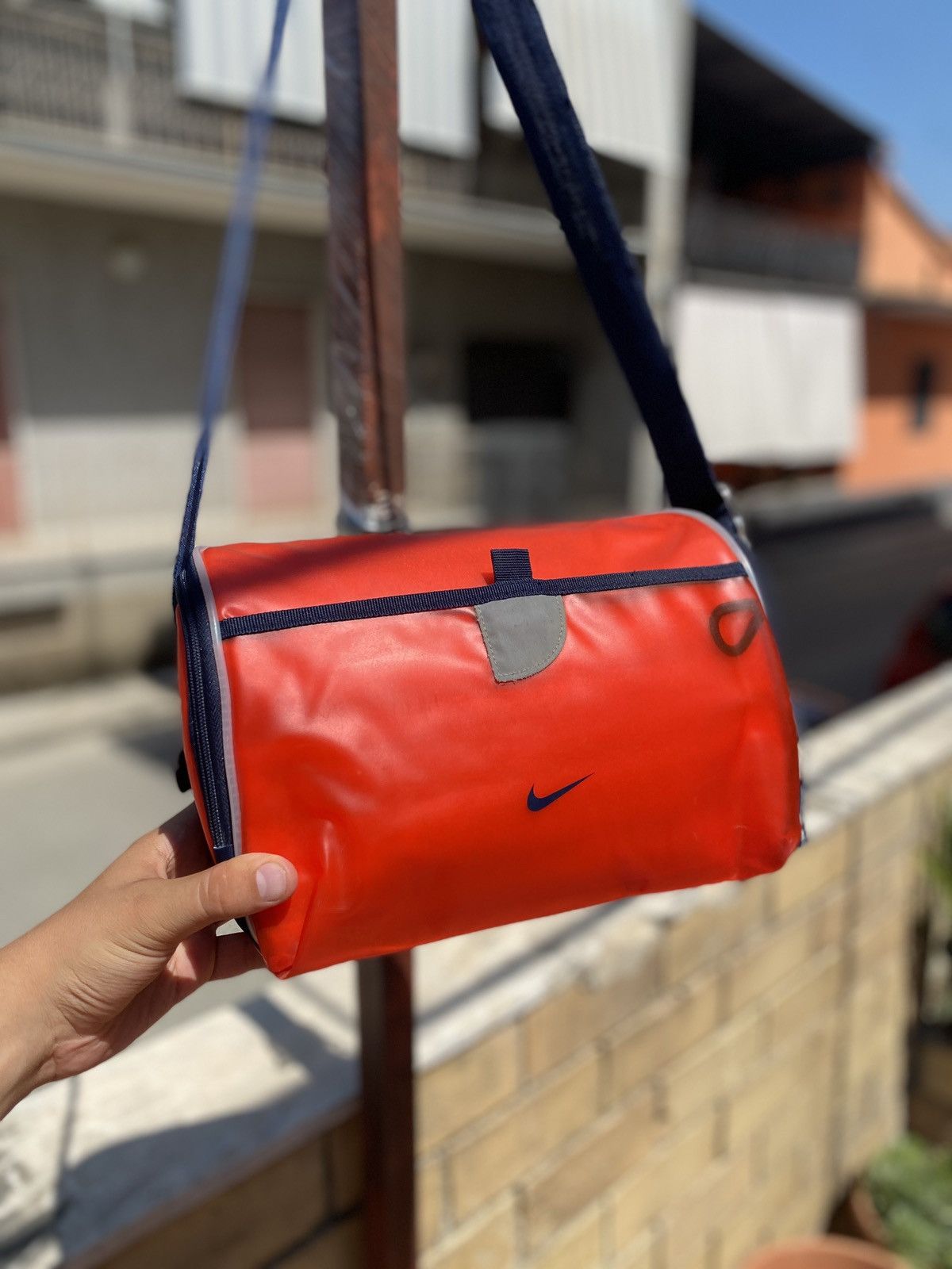 Nike × Vintage Vintage Nike Orange Cooler Bag Messenger Size ONE SIZE - 1 Thumbnail