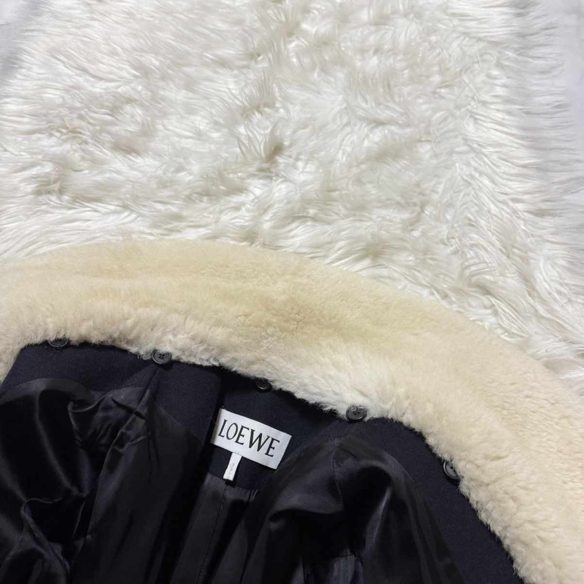 Loewe Authentic, Runway Loewe Leather Patch Fur-Trimmed Coat Size US S / EU 44-46 / 1 - 14 Thumbnail