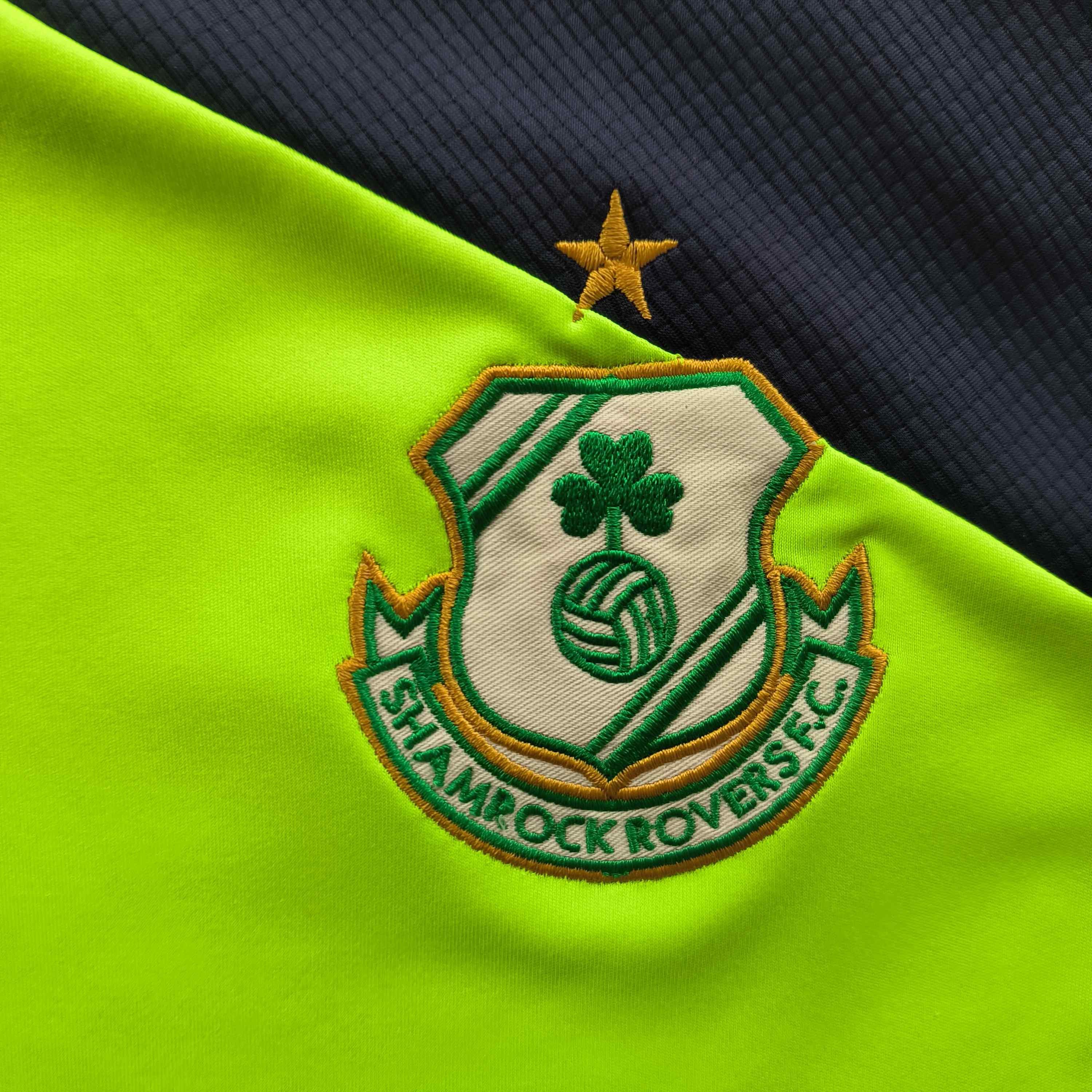 New Balance Shamrock Rovers New Balance training football jersey size M Size US M / EU 48-50 / 2 - 3 Thumbnail