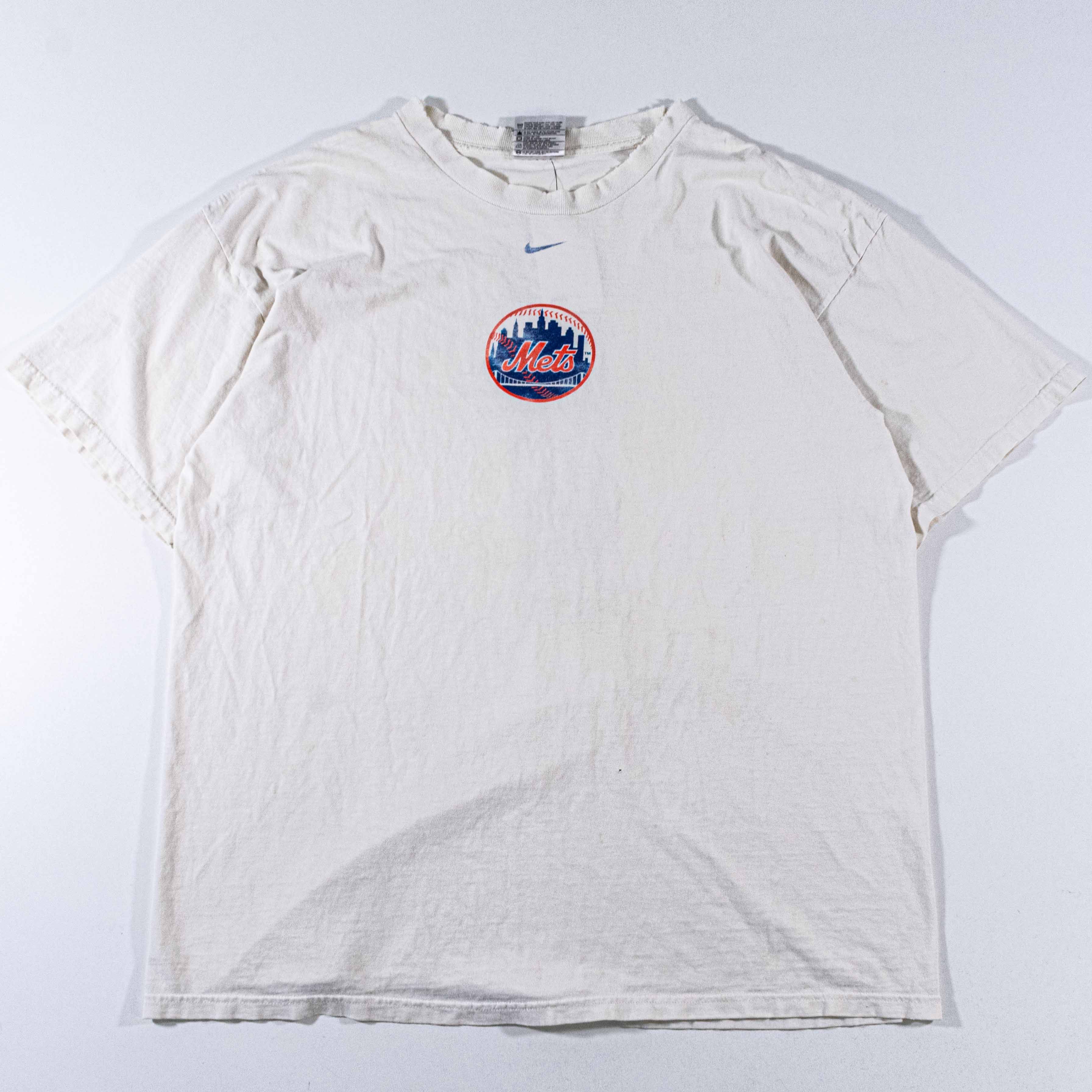 Nike Vintage New York Mets Nike Center Swoosh T-Shirt Y2K Logo Size US XL / EU 56 / 4 - 1 Thumbnail