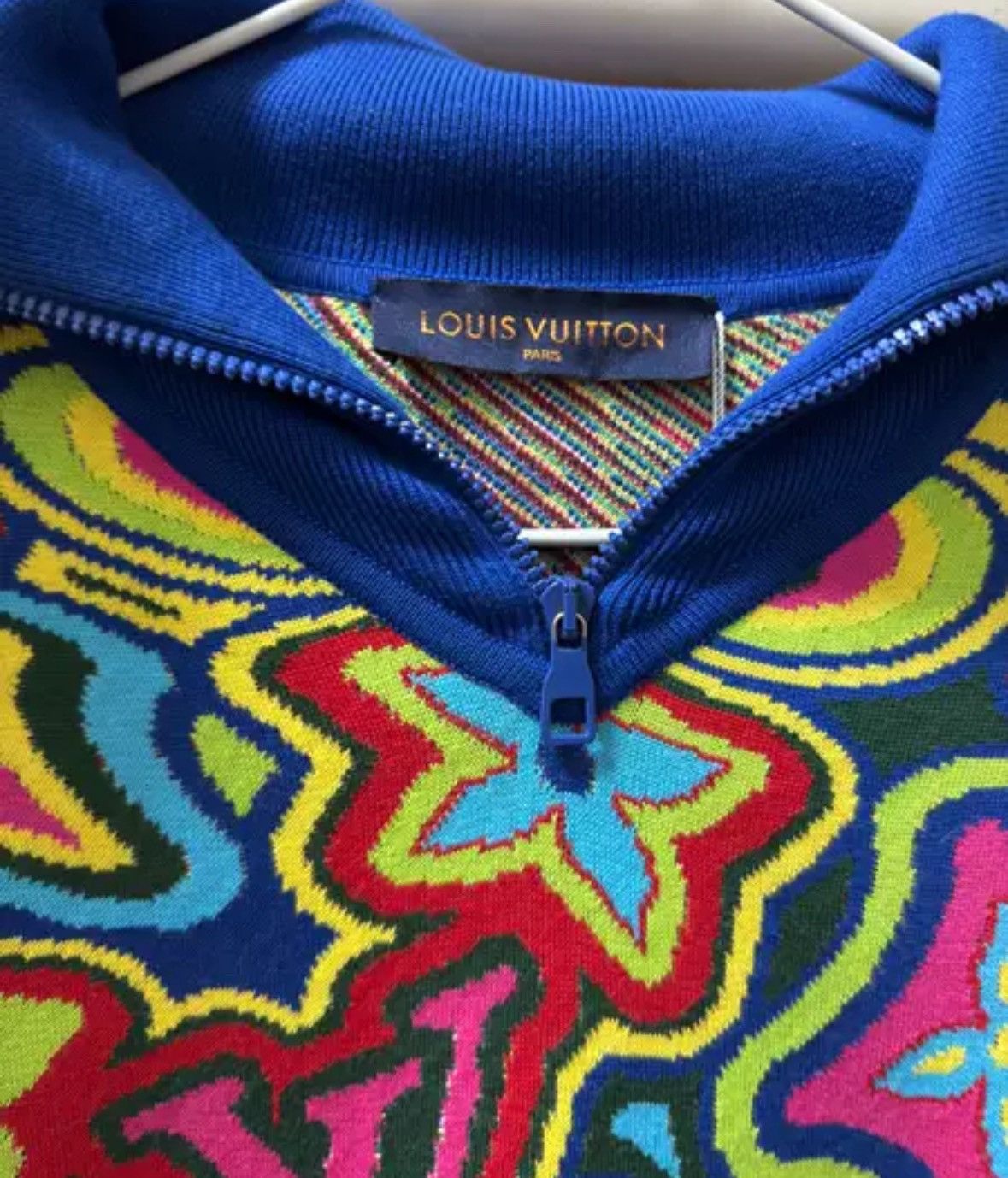 Louis Vuitton Louis Vuitton Colorful printed men's pullover sweater Size US M / EU 48-50 / 2 - 5 Thumbnail