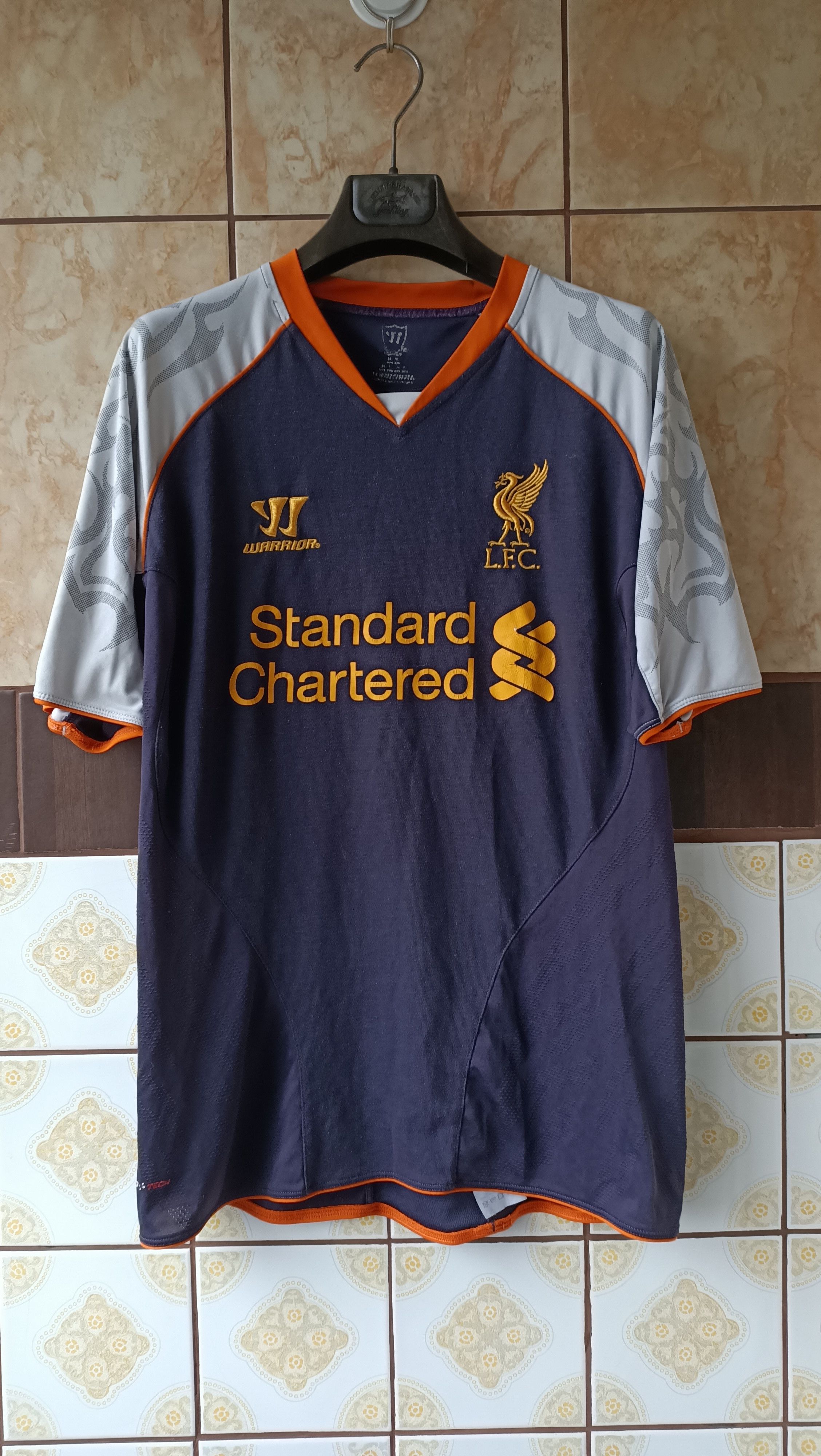 Warrior Vintage Warrior Liverpool 2012/2013 third kit Size US M / EU 48-50 / 2 - 1 Thumbnail