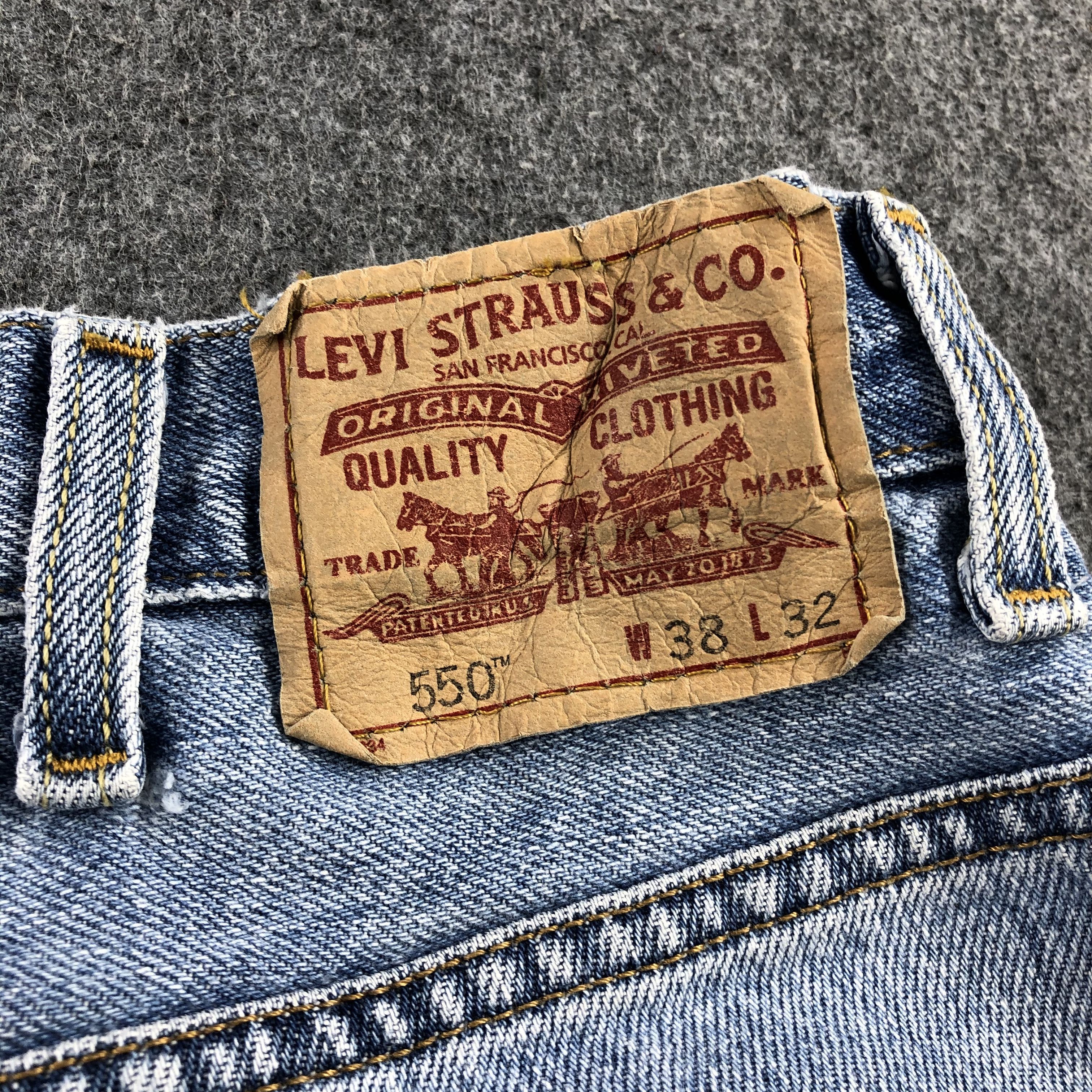 Levi's Vintage Light Wash Levis 550 Jeans-J2217 Size US 37 - 5 Thumbnail