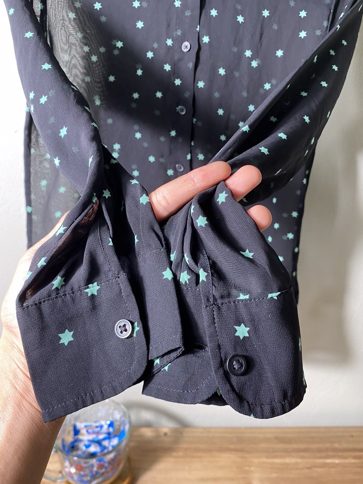 Uniqlo UNIQLO Button Ups A Sky Full Of Stars Size US S / EU 44-46 / 1 - 5 Thumbnail