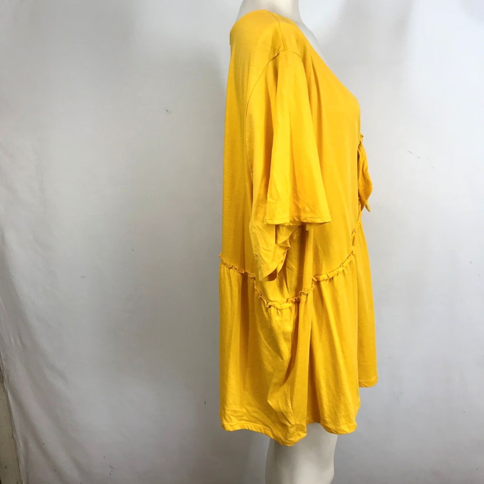 Torrid VINTAGE? No. Size S / US 4 / IT 40 - 4 Thumbnail