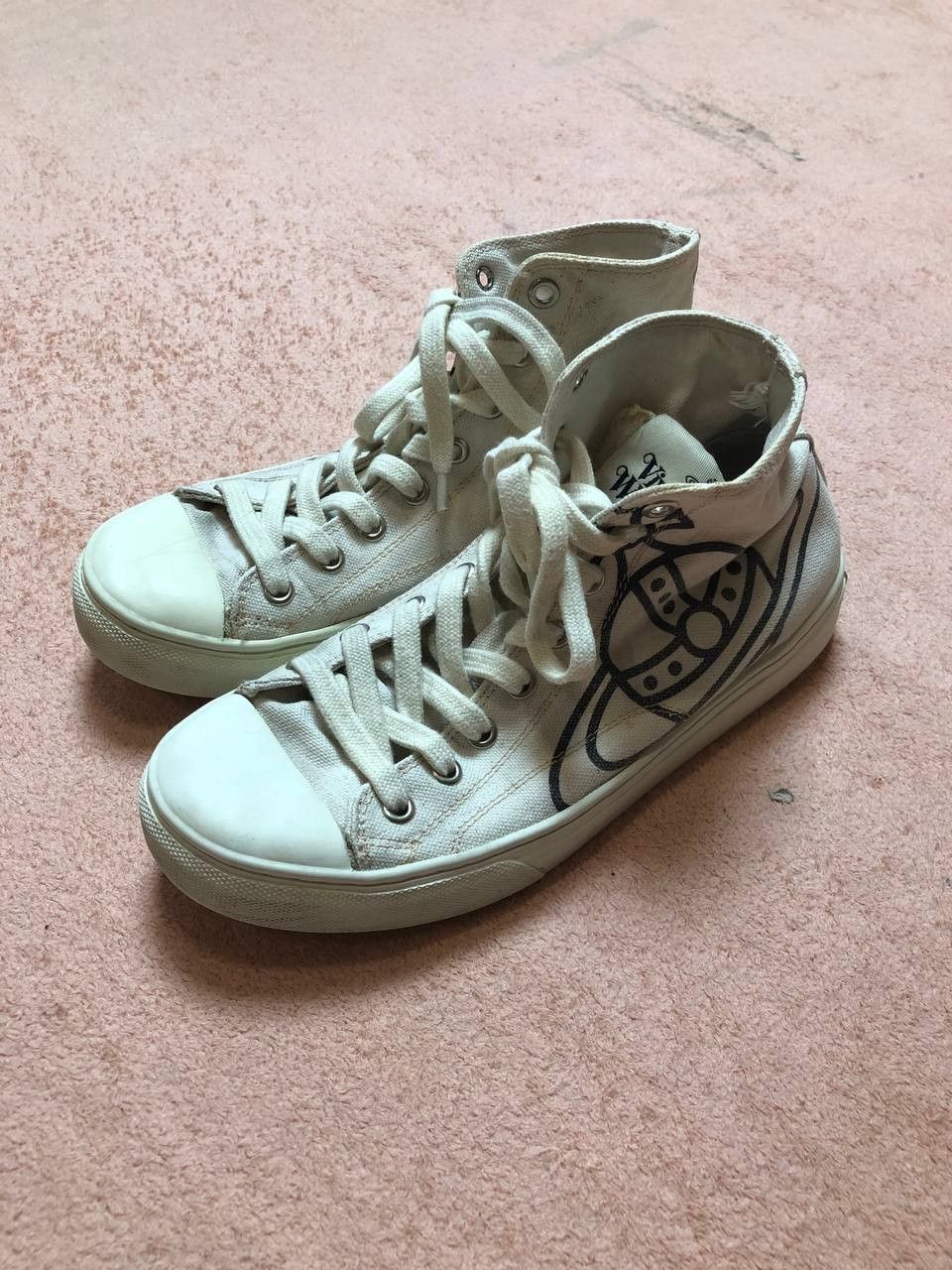 Vivienne Westwood Streetwear White Big Print Hi-Top Sneakers Vivienne Westwood Size US 8 / IT 38 - 2 Thumbnail