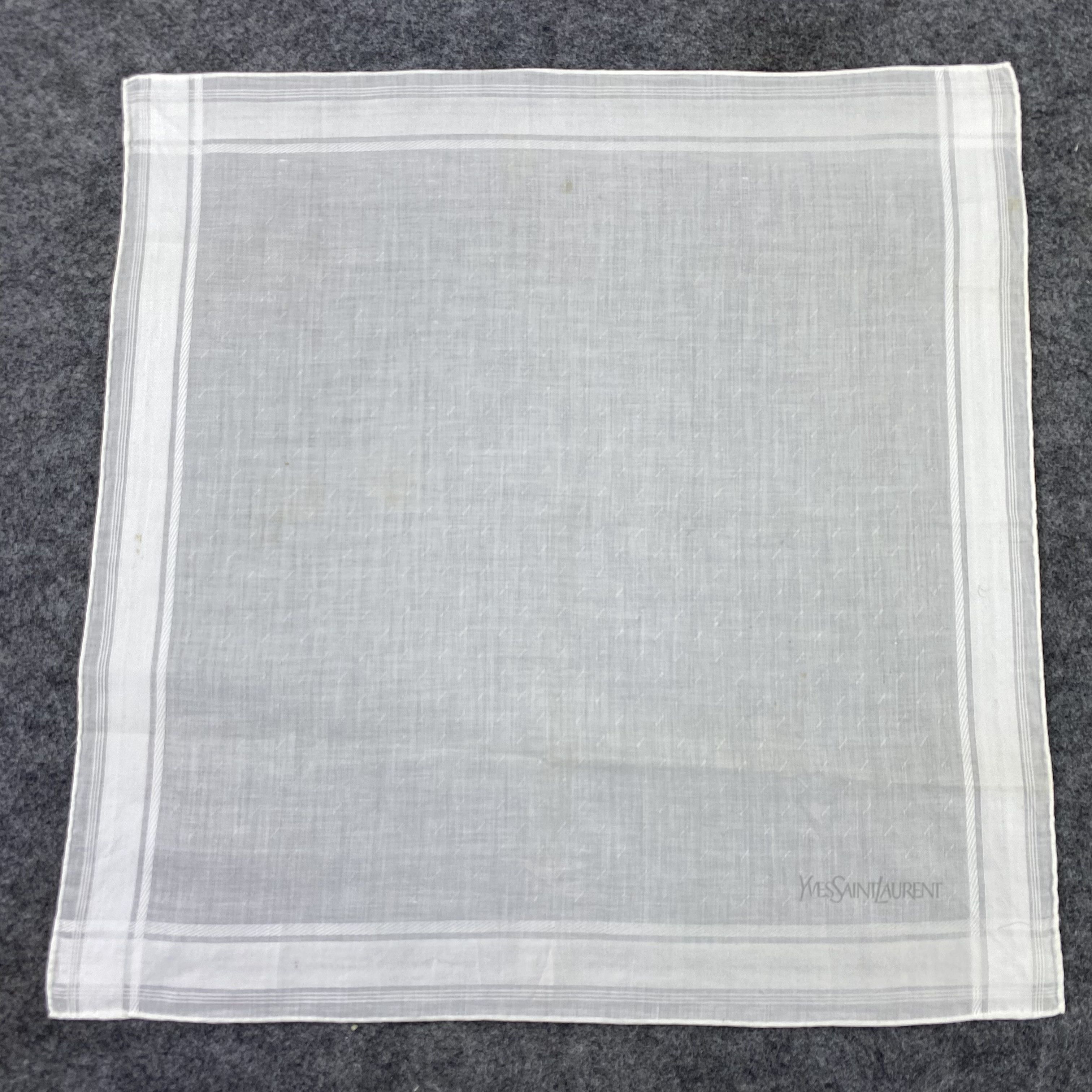 Vintage Yves Saint Laurent Handkerchief / Bandana / Neckerch-B664 Size ONE SIZE - 4 Thumbnail