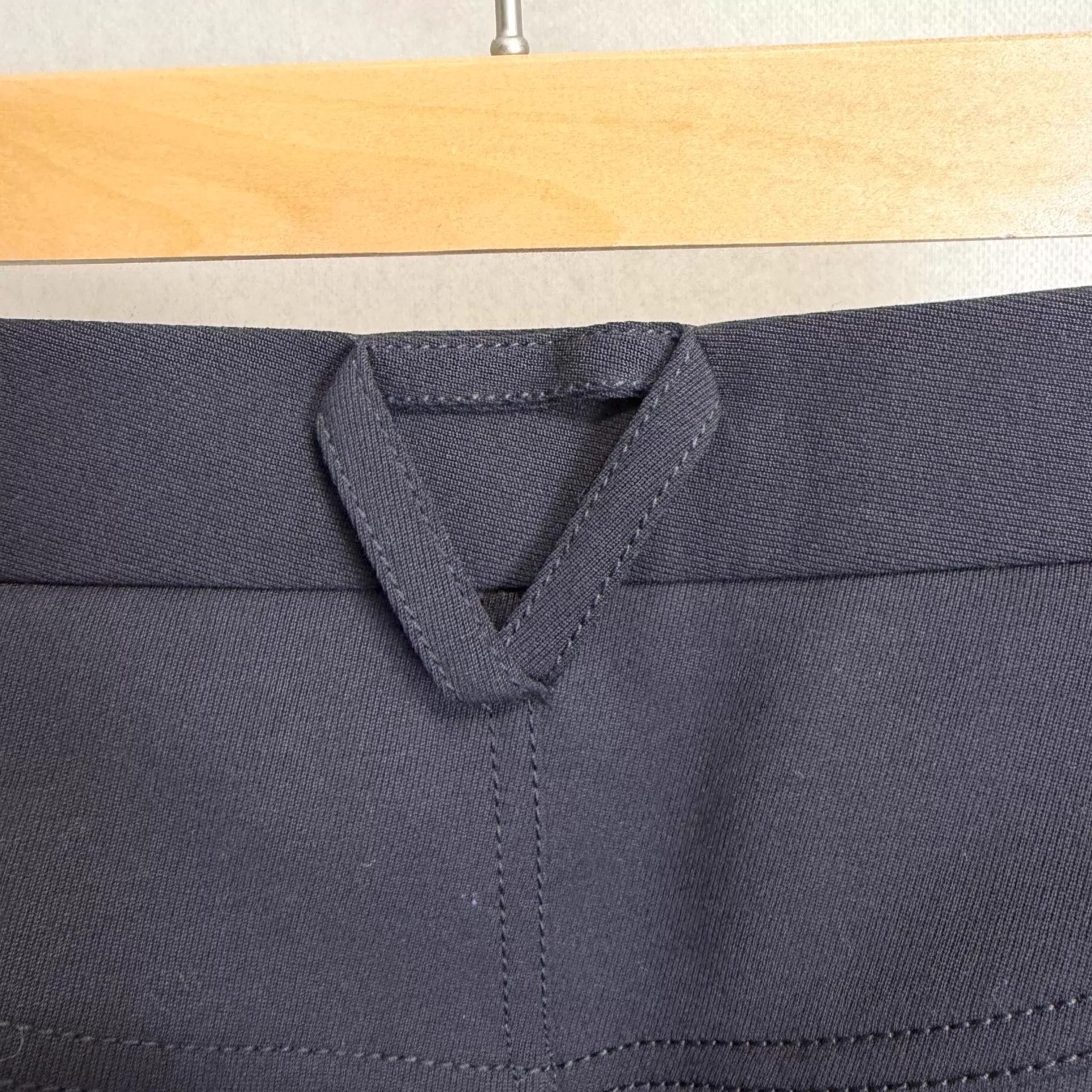 Bottega Veneta Bottega Veneta Wool Utility Pants Men's Solid SW 52 New Size US 36 / EU 52 - 6 Thumbnail