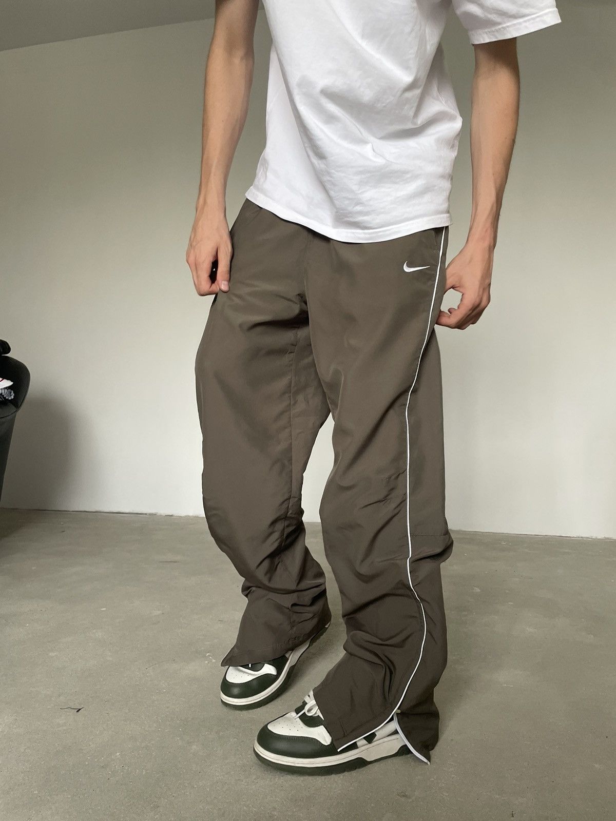 Nike × Vintage Vintage Nike track pants brown buggy fit | Grailed