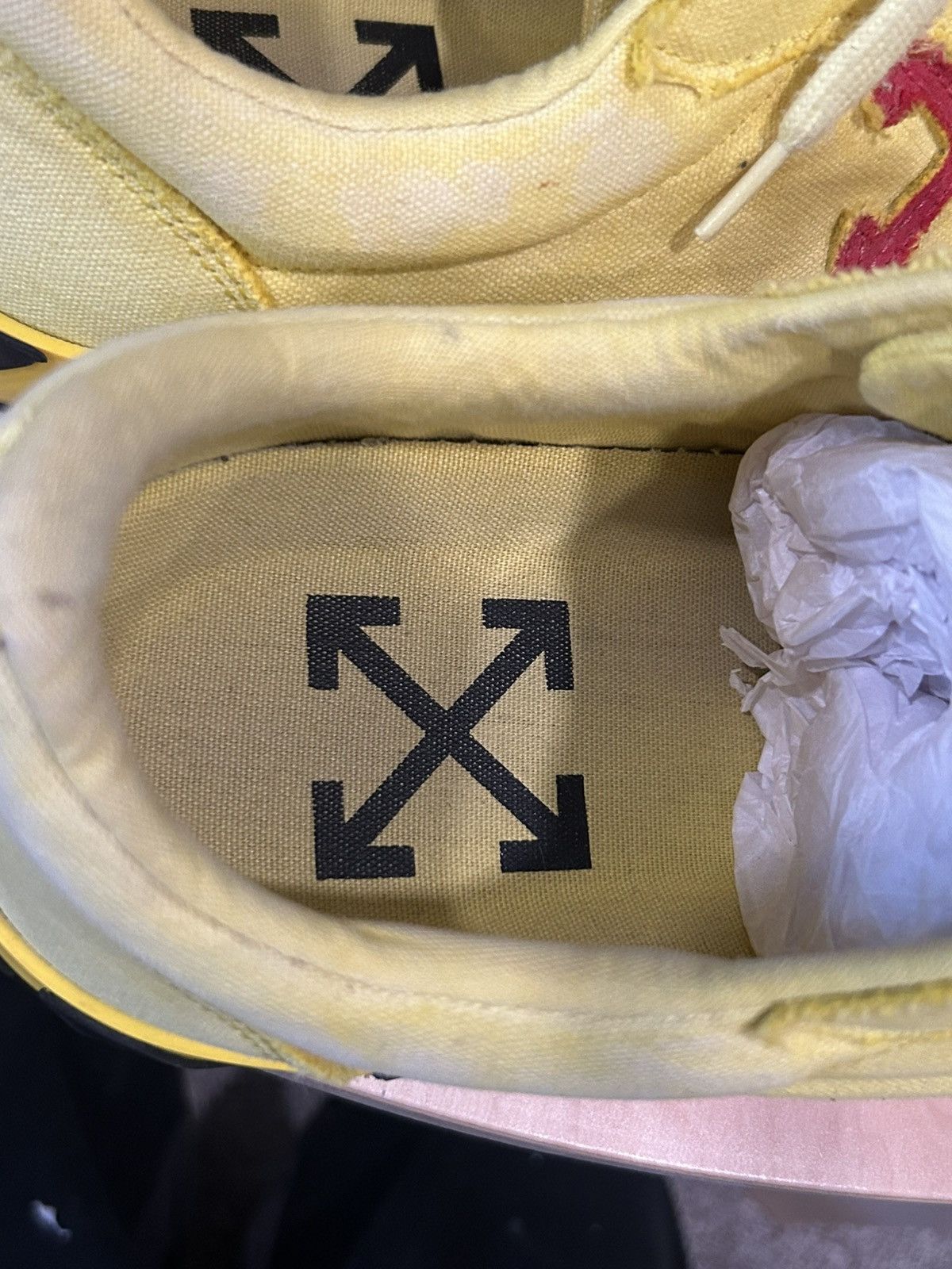 Off-White Off-White Vulc 'Yellow Red' Size US 12 / EU 45 - 9 Thumbnail