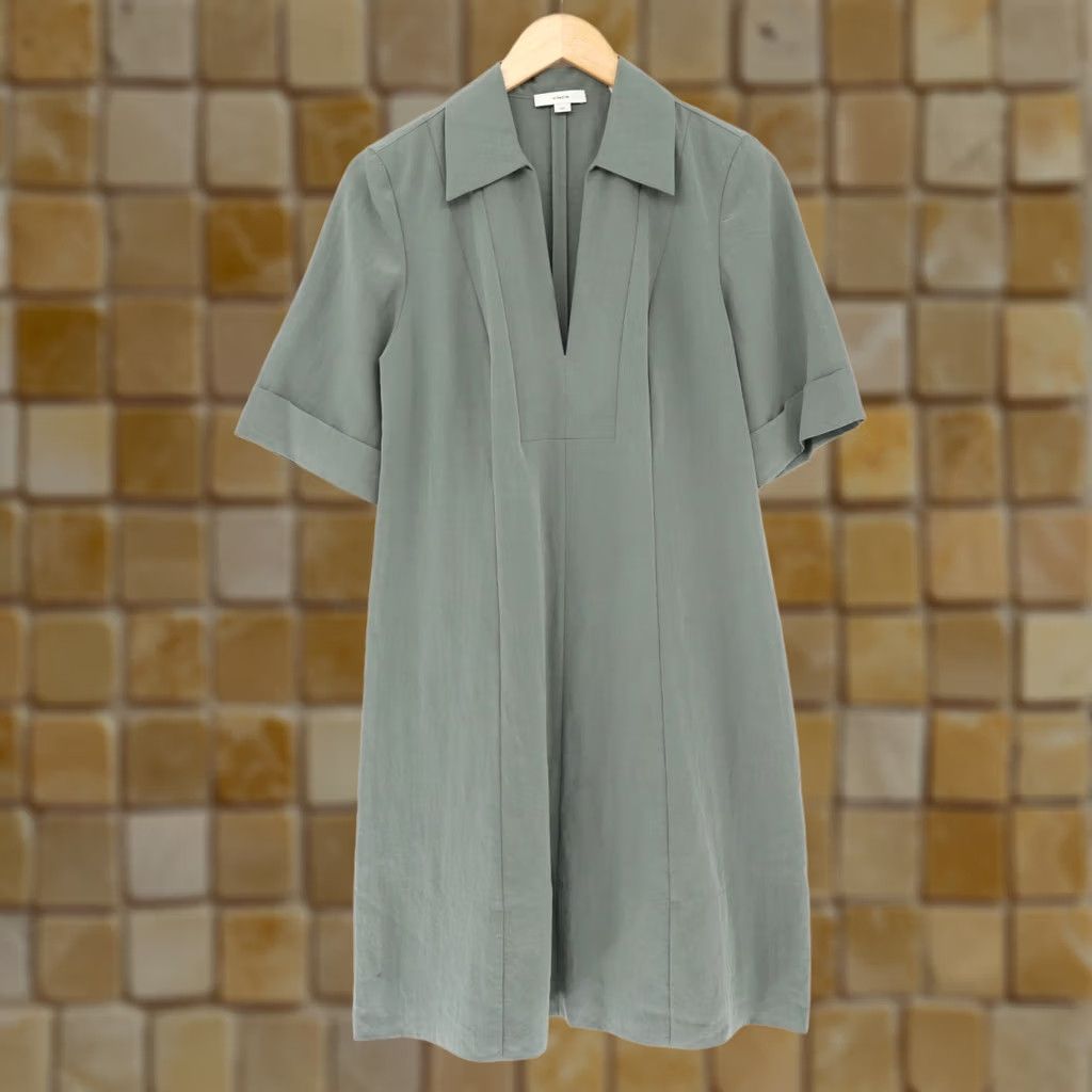 Vince Vince Women's A-Line Dress Shirt? Size 28" / US 6 / IT 42 - 1 Thumbnail