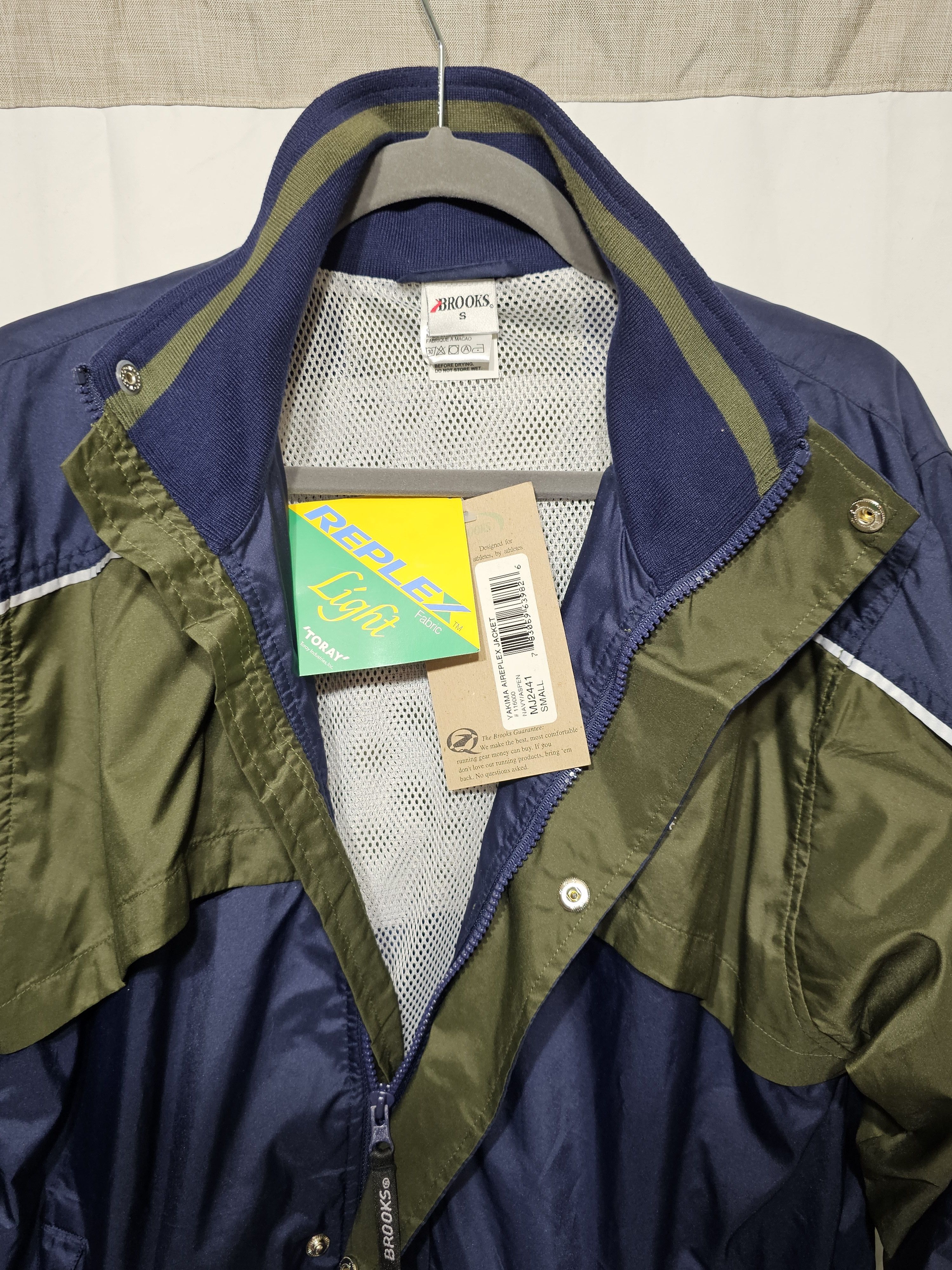 Brooks Brooks Vintage 90s Yakima Aireplex, NWT Size US S / EU 44-46 / 1 - 6 Thumbnail