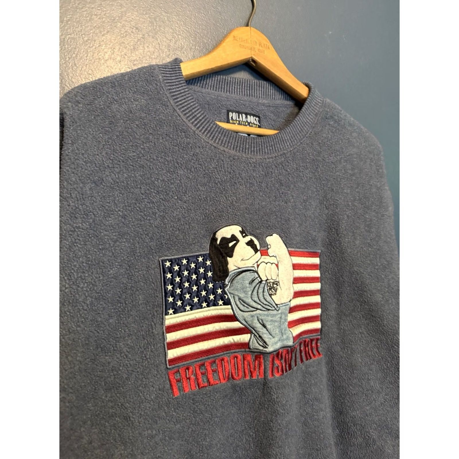 Big Dogs VINTAGE Big Dogs Sweatshirt Gray Fleece Pullover Size L Men Dogs 90s/2000s Size US L / EU 52-54 / 3 - 4 Thumbnail