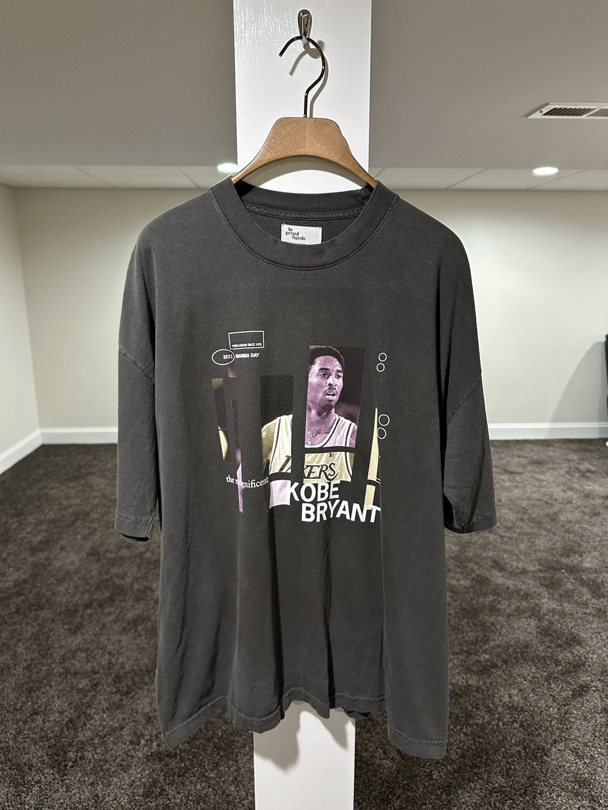 image of Kobe Mentality x L A Lakers Kobe Bryant Los Angeles Lakers Mamba Day 2021 Vintage T in Black (Size 