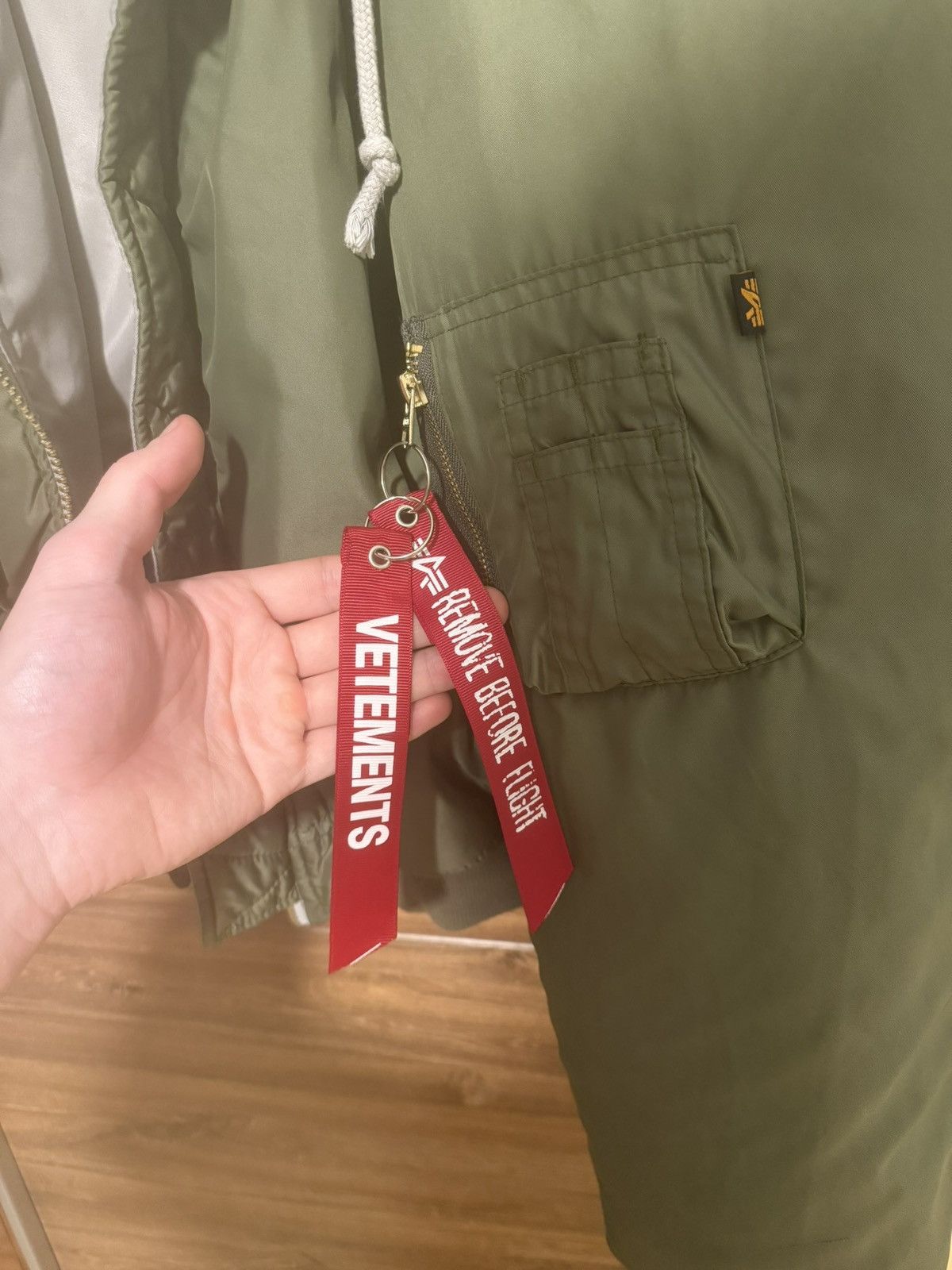 Vetememes Vetements Bomber double layer Size US M / EU 48-50 / 2 - 1 Thumbnail