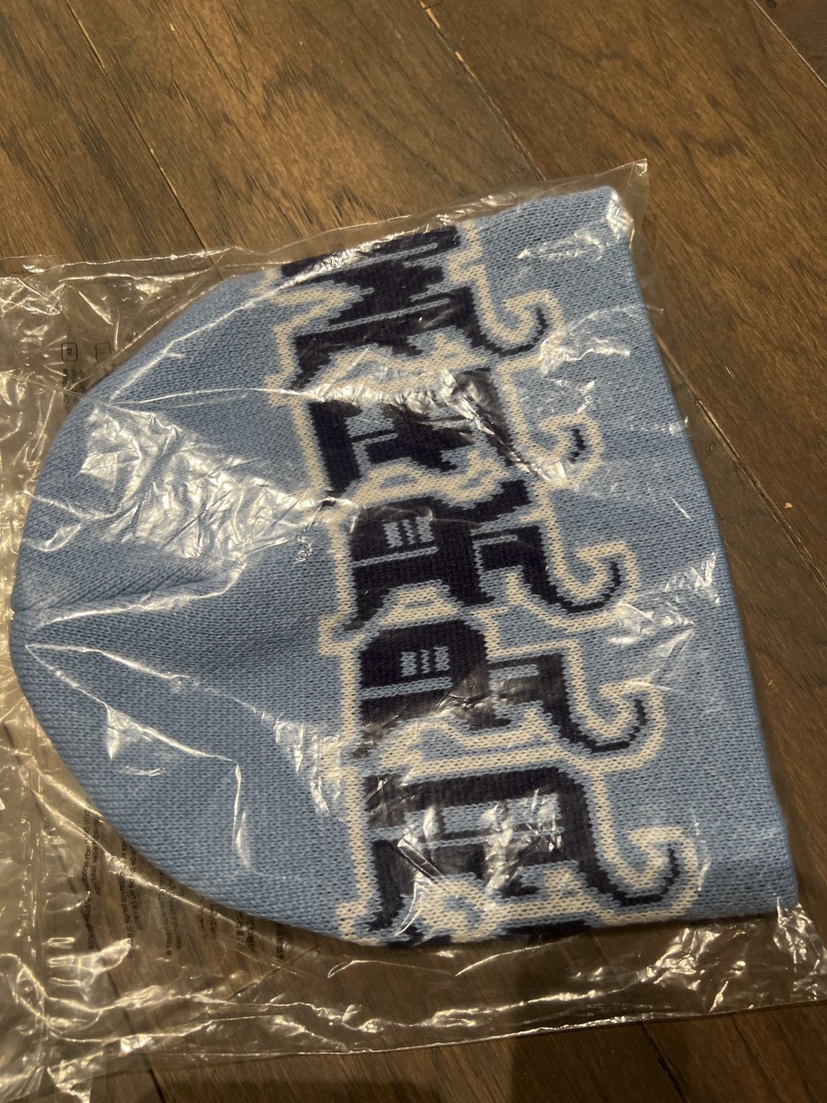 New Era × Supreme Supreme New Era Outline Beanie Light Blue Size ONE SIZE - 3 Thumbnail