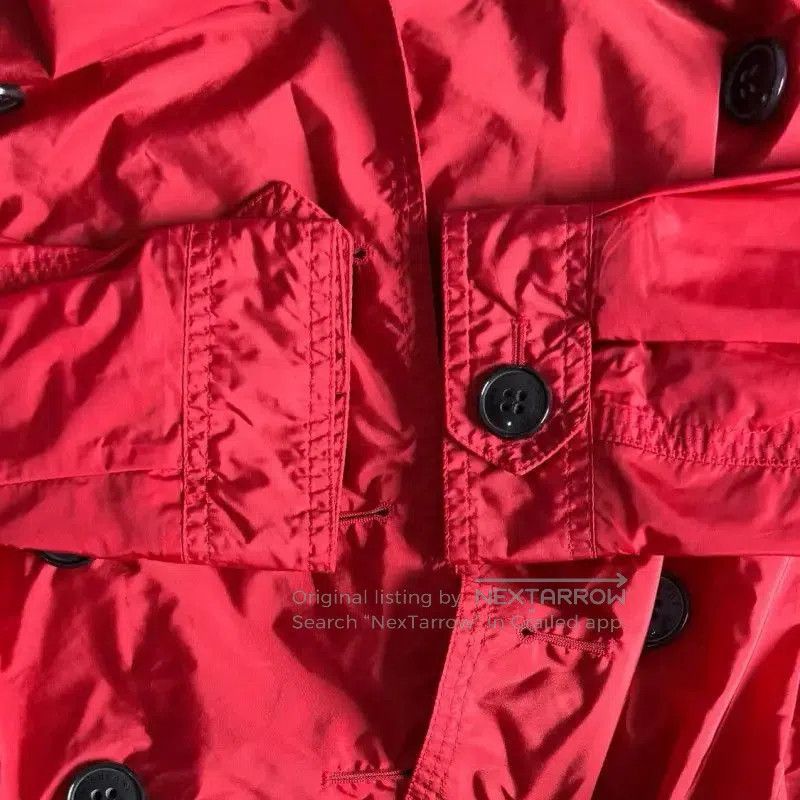 Burberry Red Cotton Women's Windbreaker.