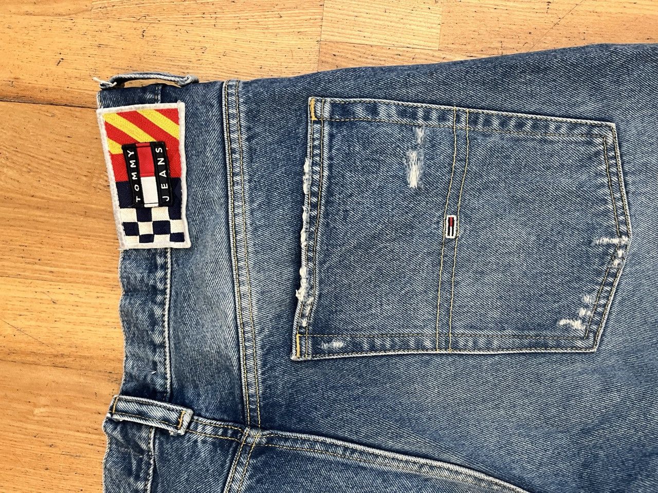 Tommy Hilfiger Aiden Archive Baggy Faded Jeans Size US 34 / EU 50 - 5 Thumbnail