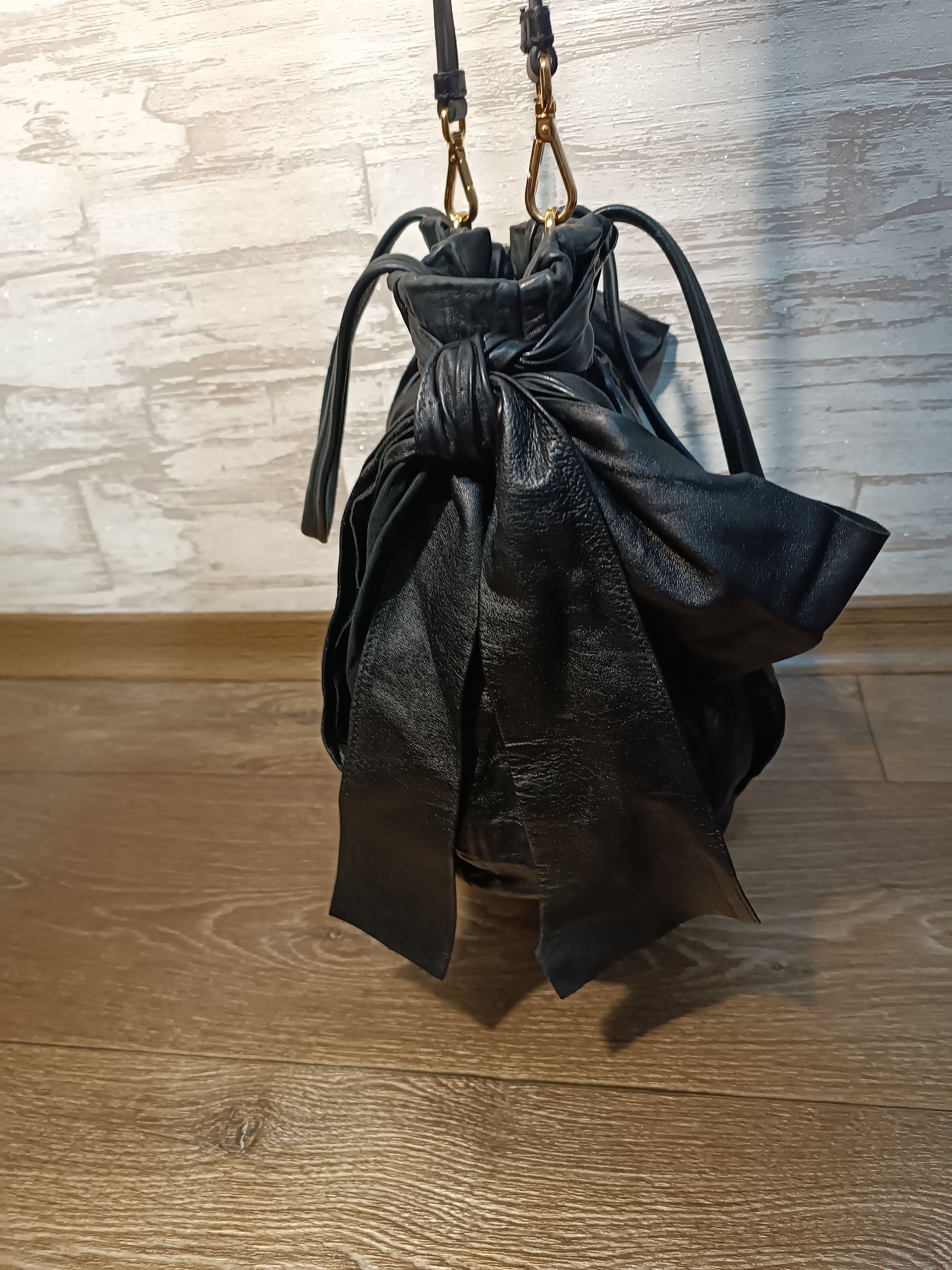 Prada Prada Vintage Leather Bow Bag Size ONE SIZE - 3 Thumbnail