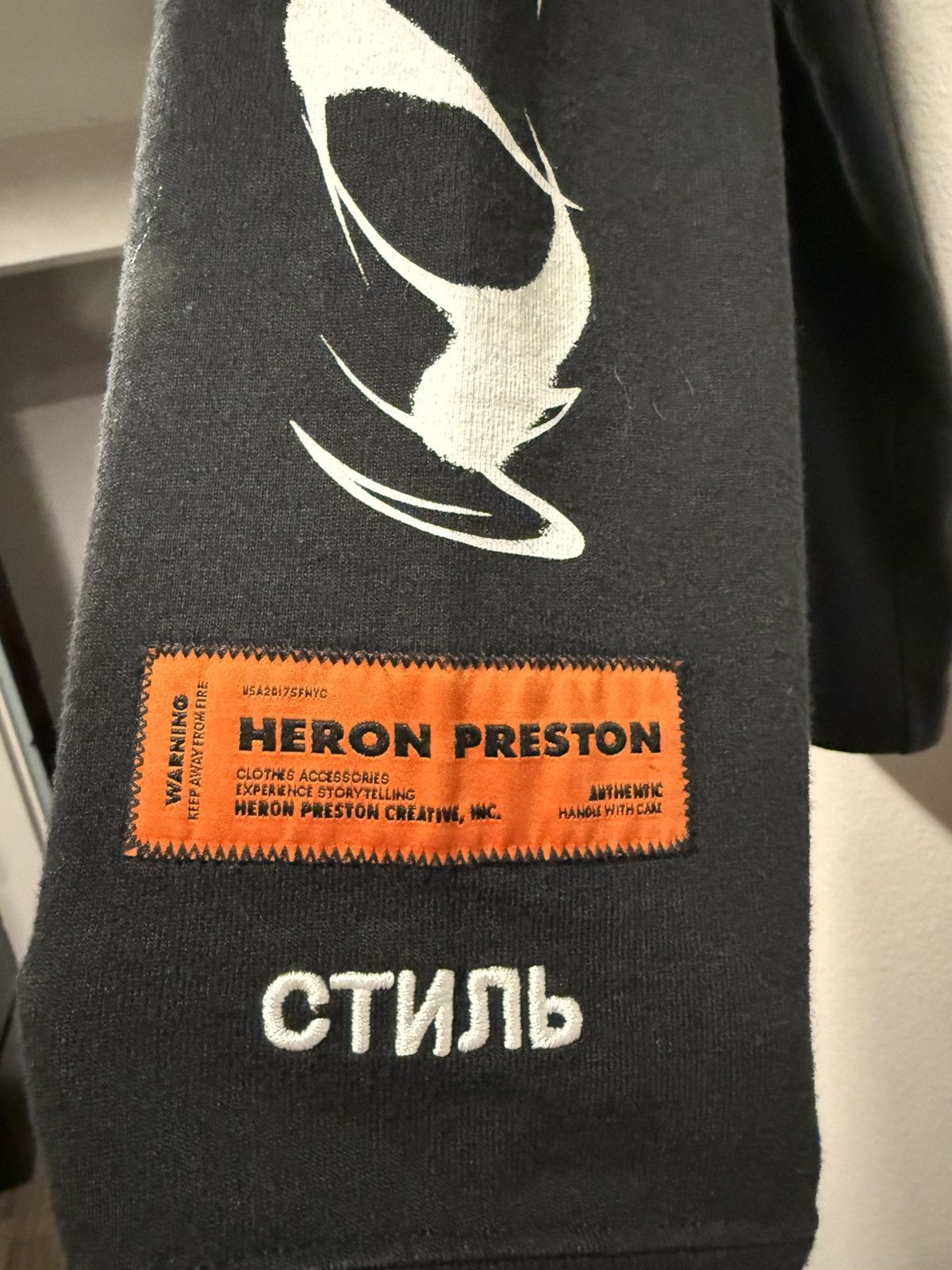 Heron Preston Heron Preston Mockneck Logo Detail L/S Tee Size US L / EU 52-54 / 3 - 4 Thumbnail