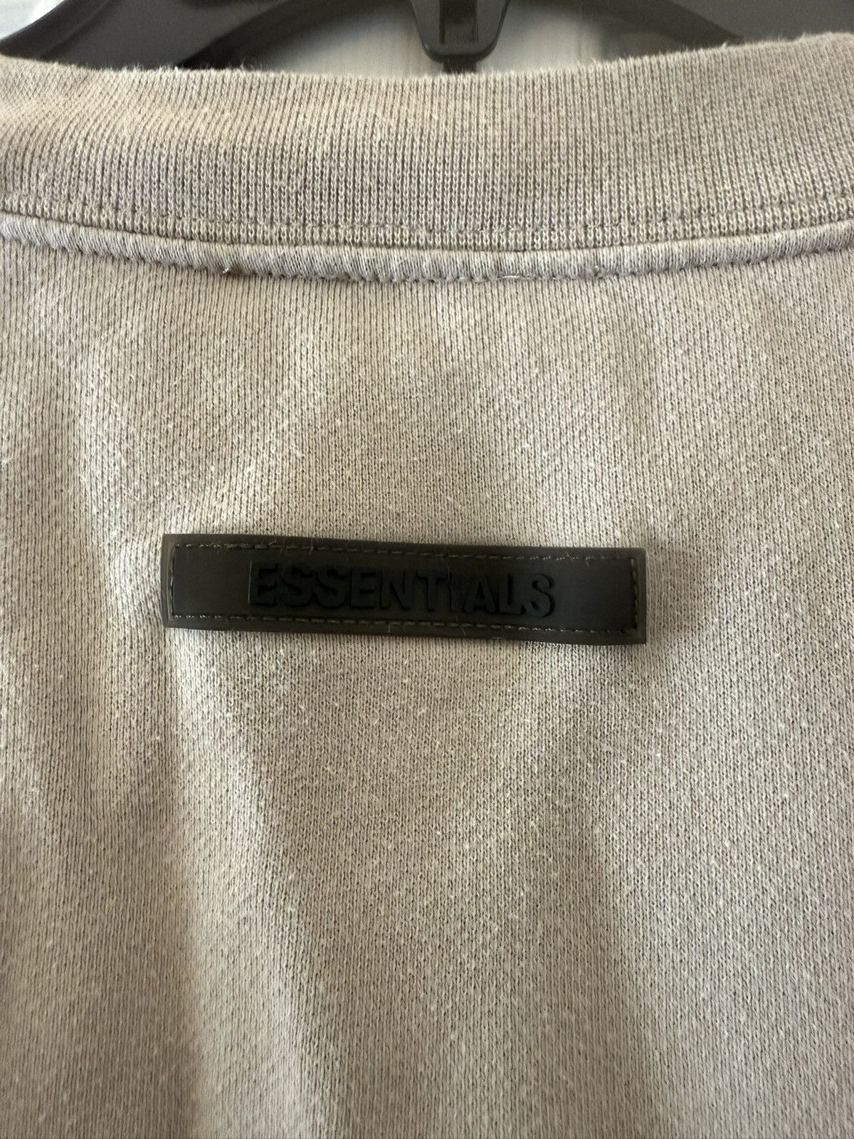 Fear of God Fear of God Essentials Fleece Crewneck Desert Sand Size US L / EU 52-54 / 3 - 3 Thumbnail
