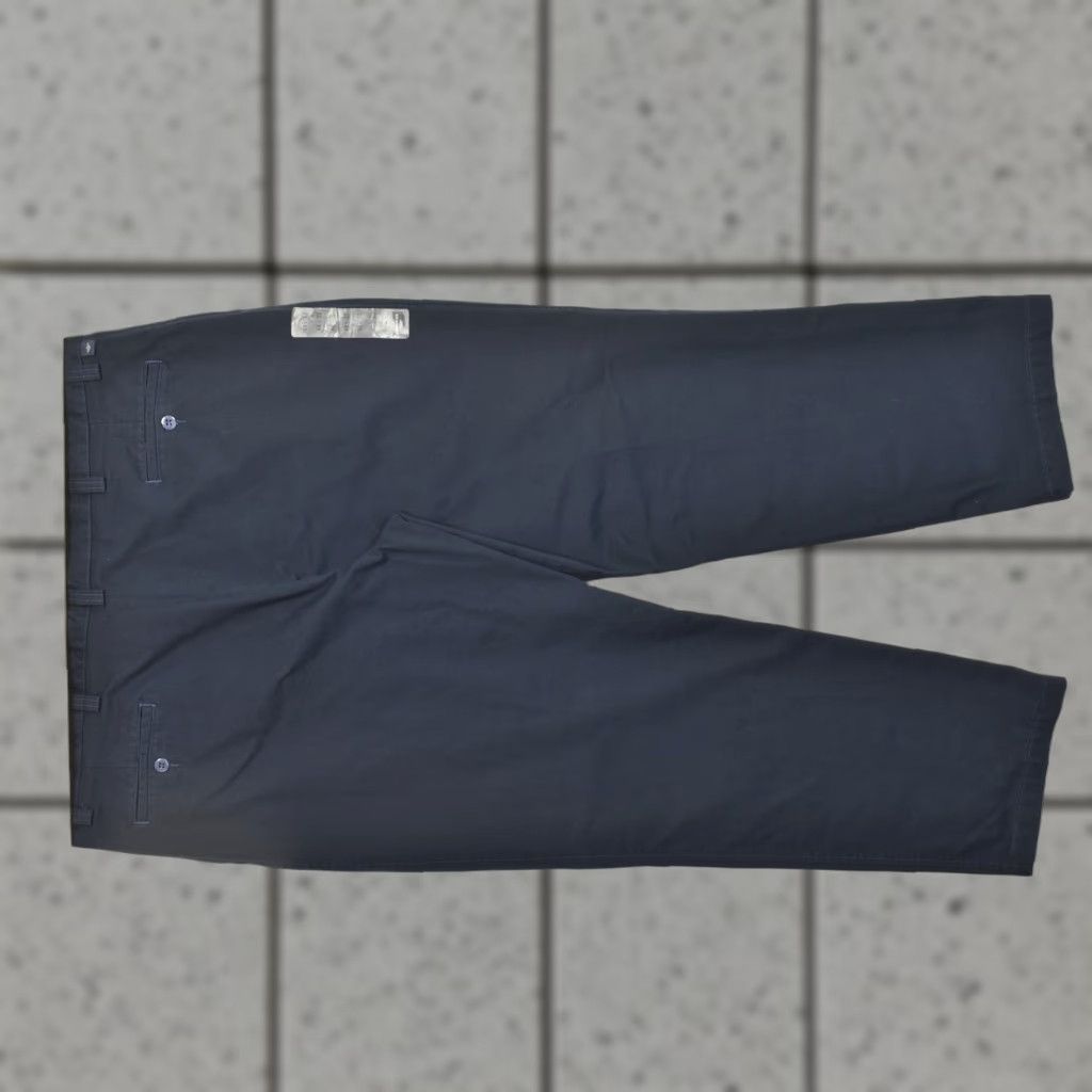 Dockers DOCKERS Pants Navy Blue Chino W44 L32 100% Cotton Classic Fit NWT Womens? Mens? Size US 44 / EU 60 - 1 Thumbnail