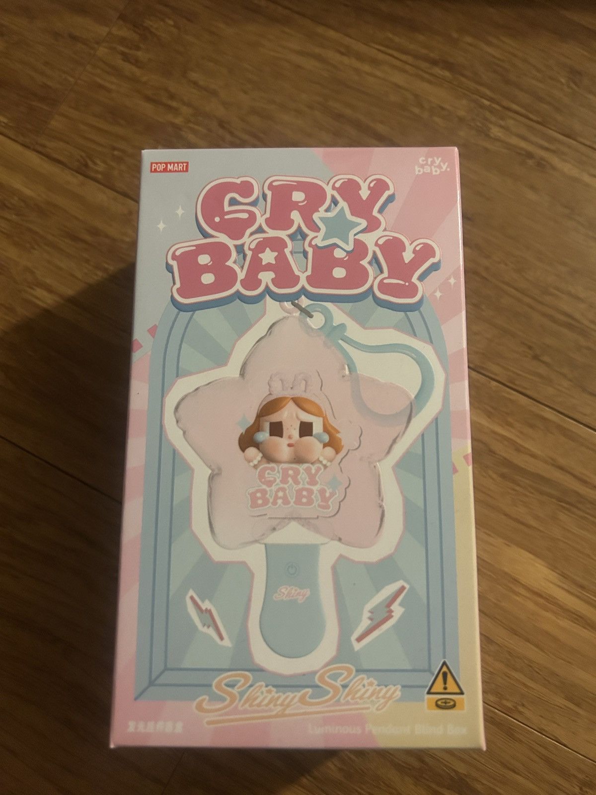 POP MART POP MART CRYBABY Shiny Shiny Series Luminous Blind Box Size ONE SIZE - 5 Thumbnail