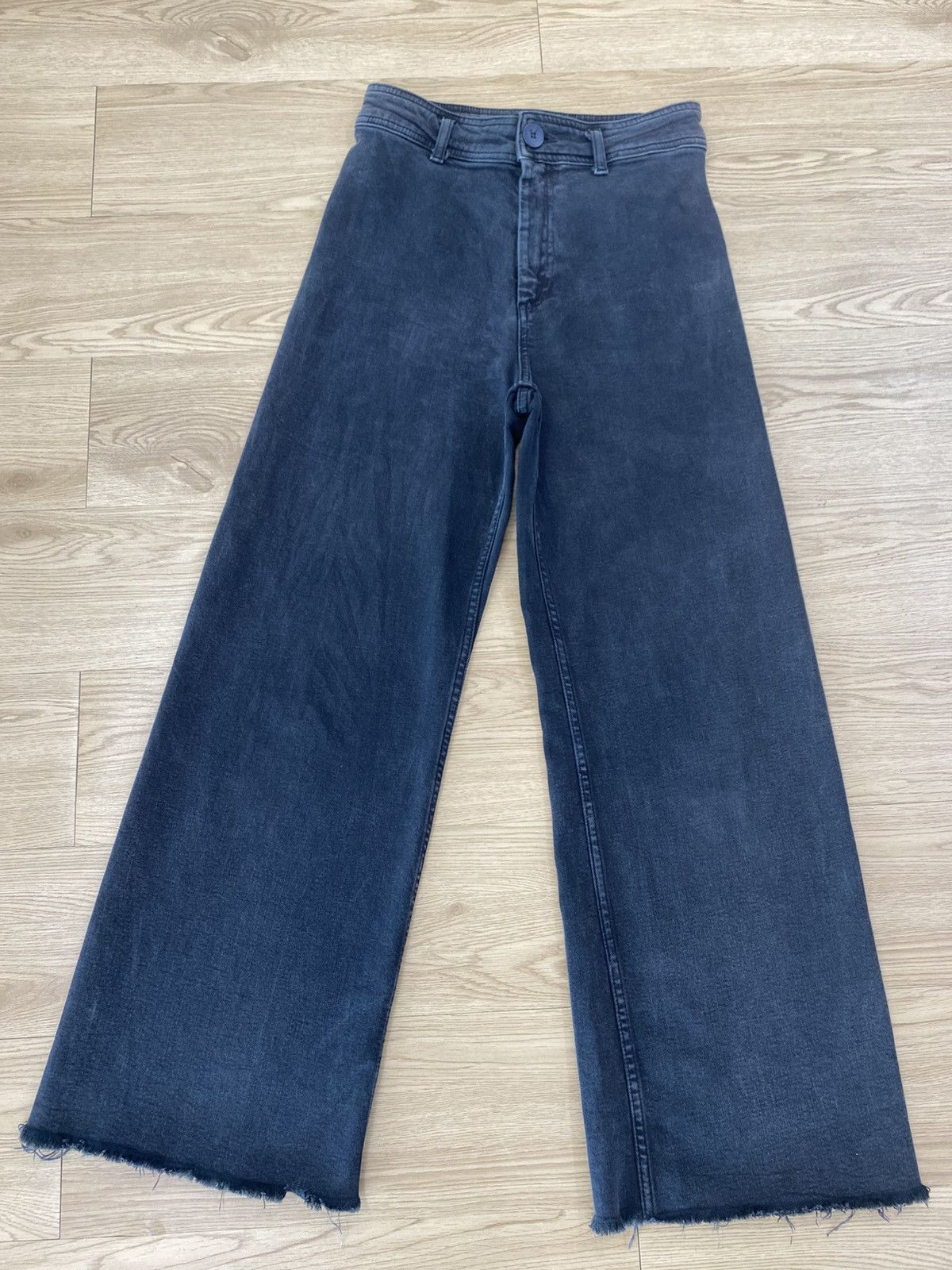 ZARA Baggy Style Hairy Leg Denim