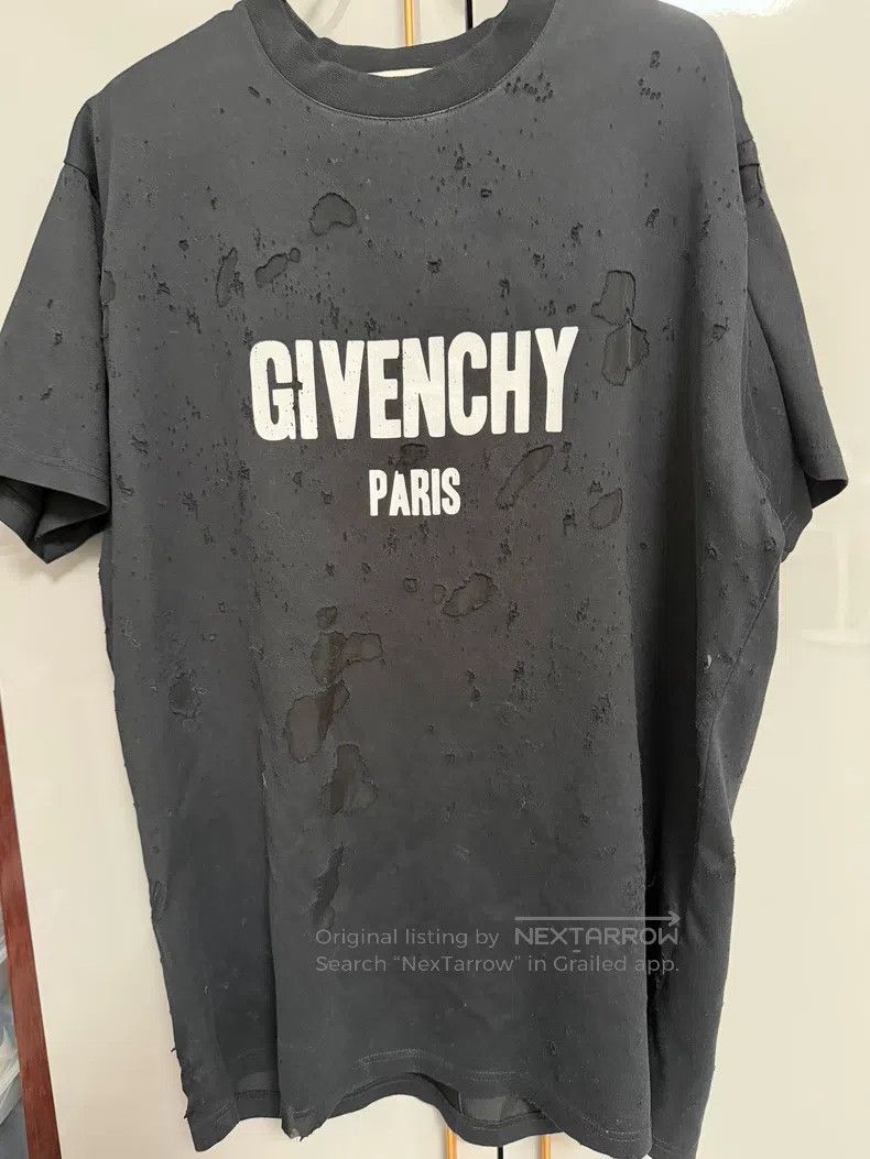 Givenchy Givenchy Black hole short-sleeve T-shirt Size US XS / EU 42 / 0 - 1 Thumbnail