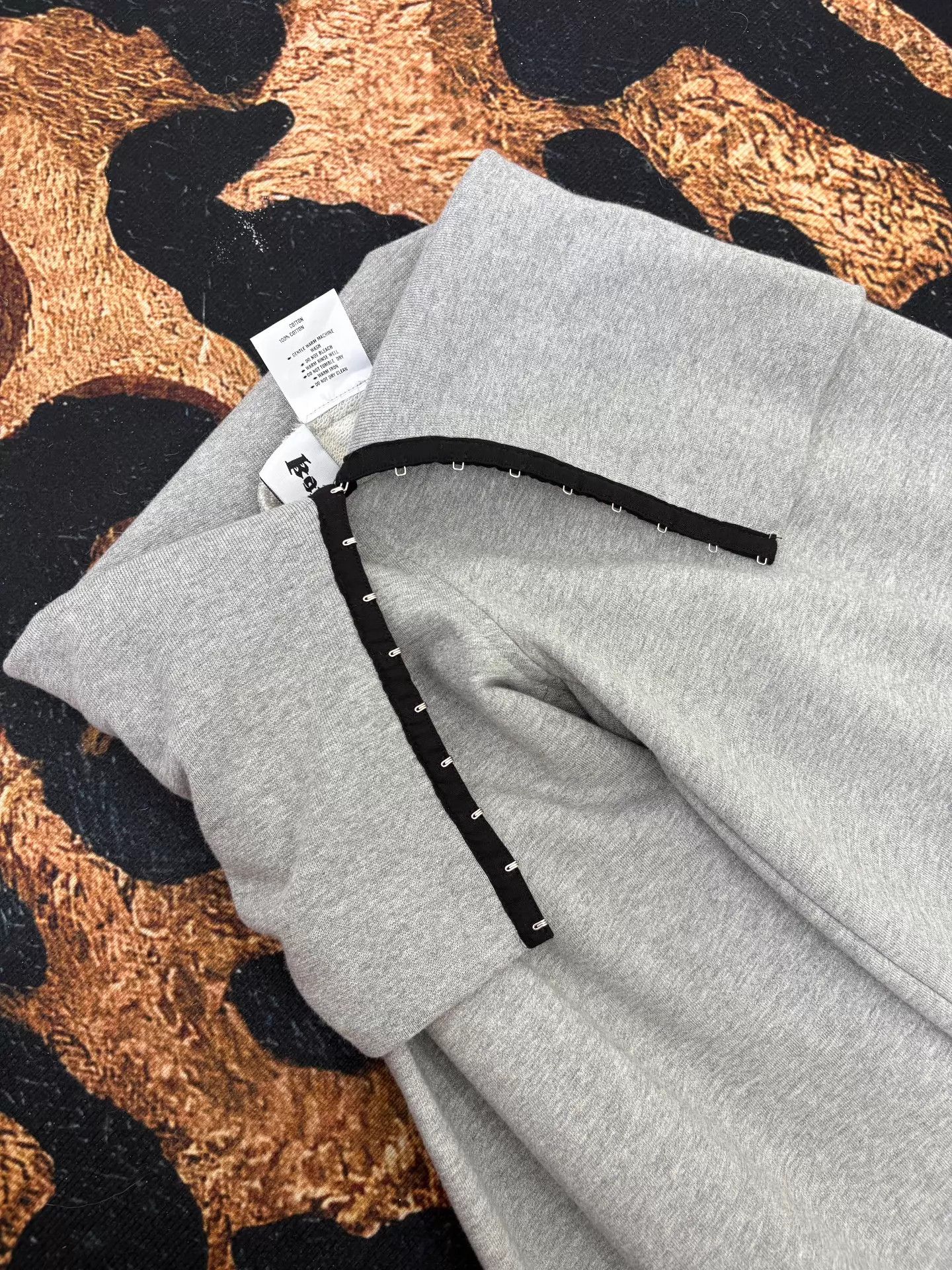 Other Karla Laidlaw Gray Jester Embroidery WideLeg Pants Unisex Size 26" / US 2 / IT 38 - 6 Thumbnail